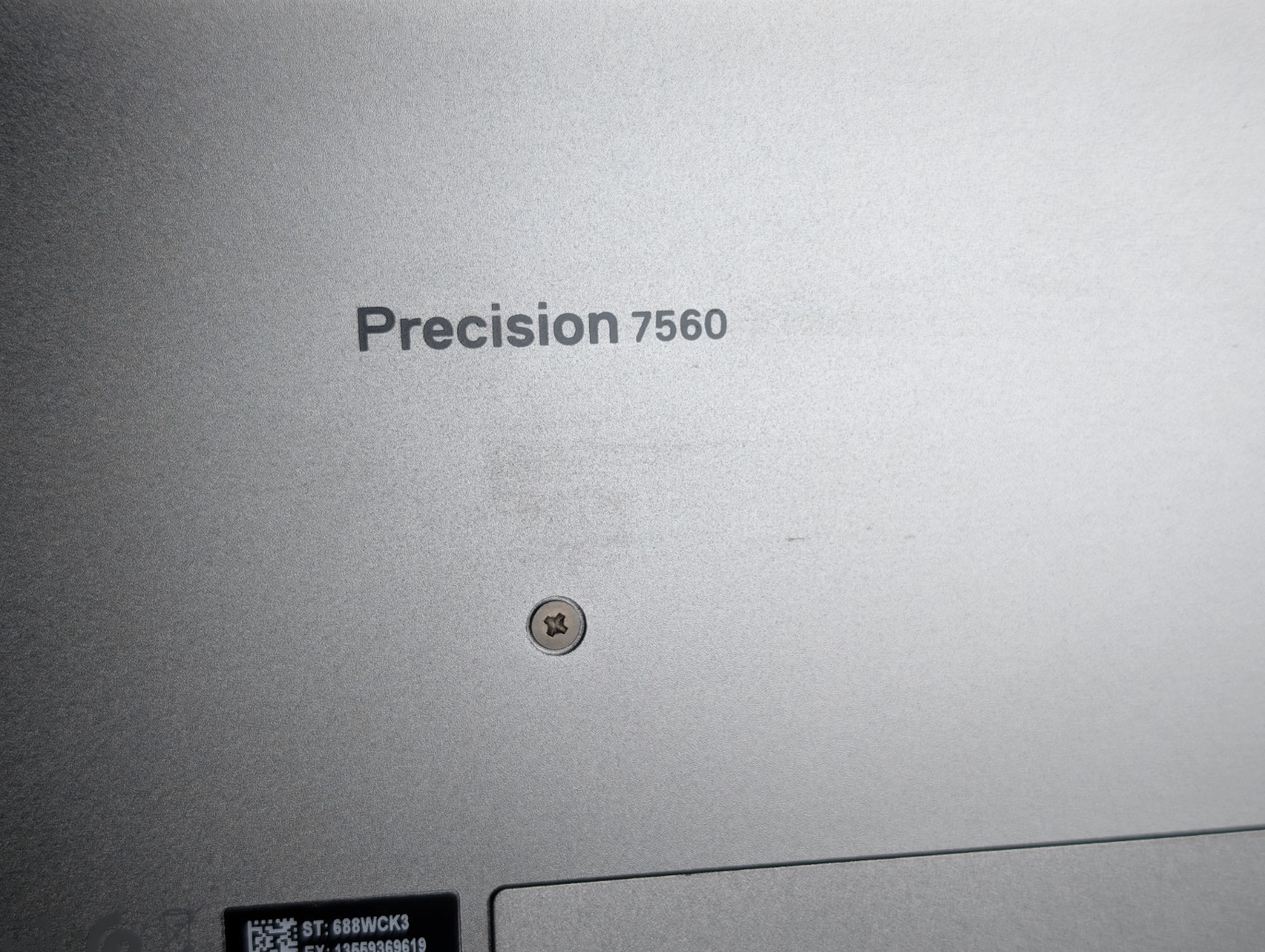 Dell Precision 7560 15.6″ Xeon W‑11855M/ 32GB – 512GB SSD/ Windows 11 Pro. ~CK3~