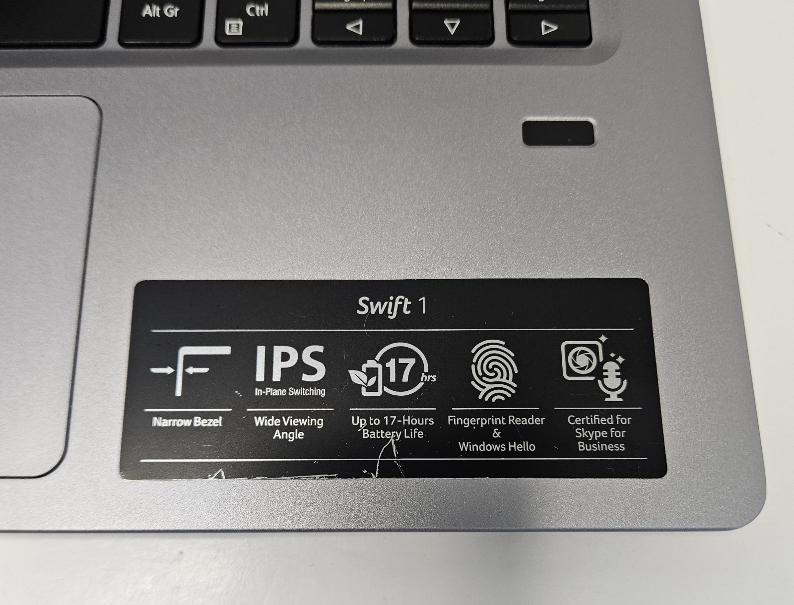 Acer Swift 1 14″ SF114-32 P2PK Intel Pentium Laptop Model # N17W6 – Parts Only