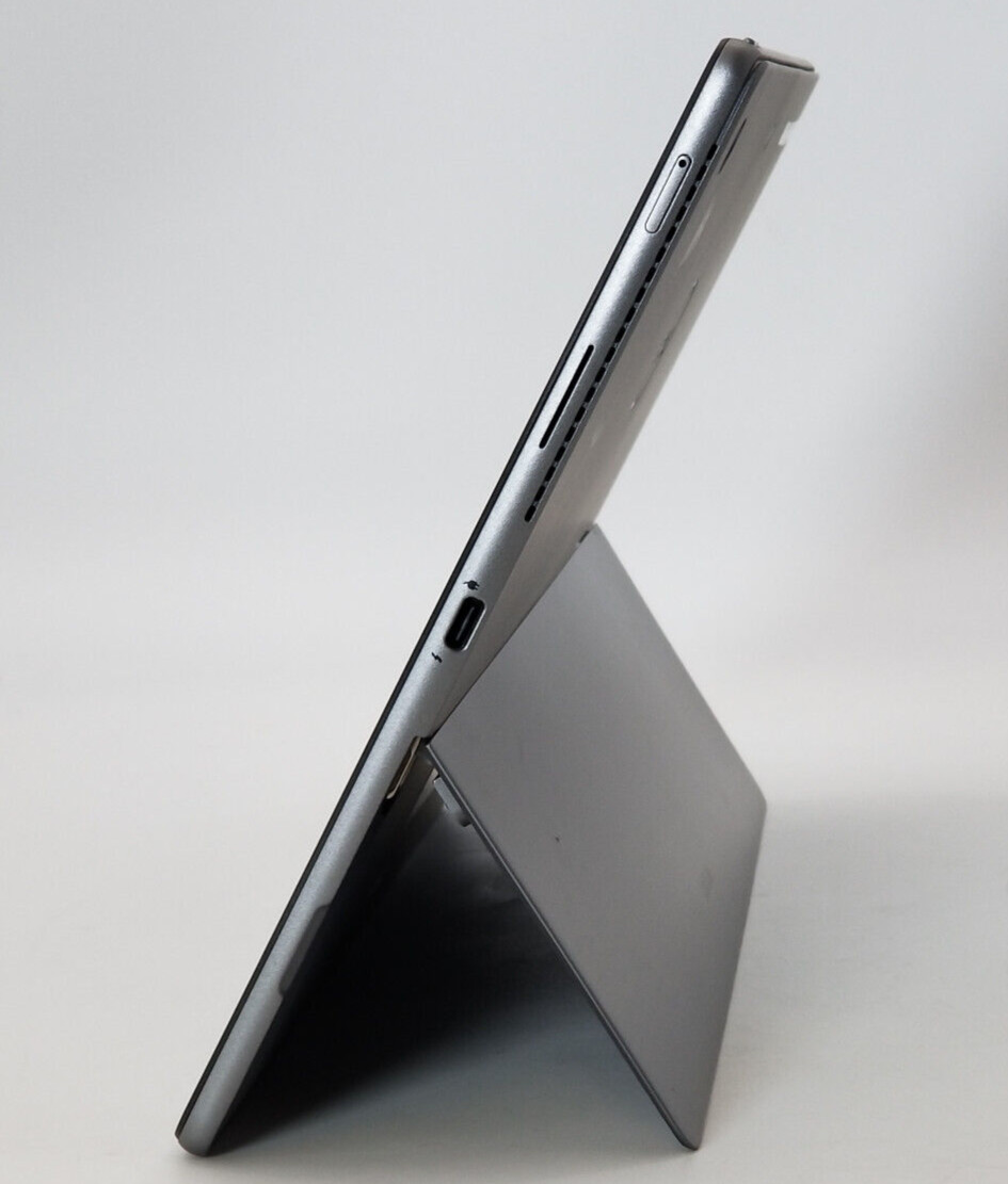Dell Latitude 7320 Tablet PC Computer Intel i5-11th Gen 256GB NVMe 8GB DDR4 Ram.