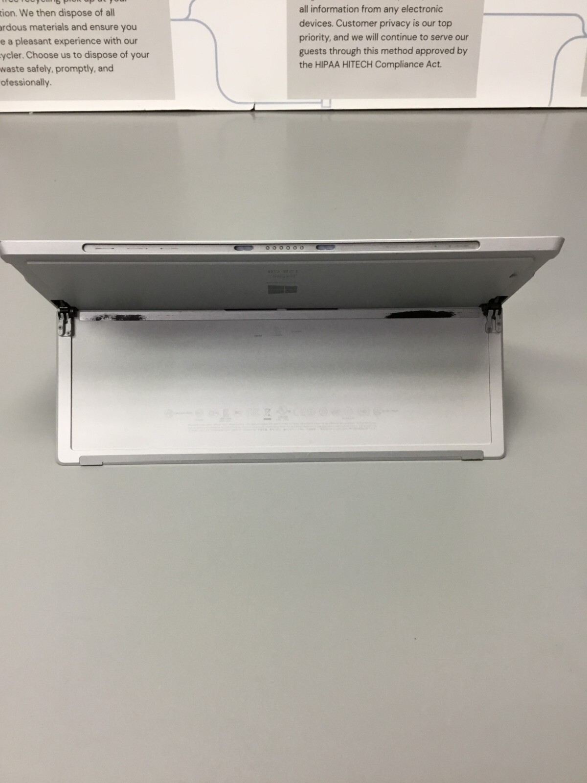 Microsoft Surface Pro 3 12 inch (128GB, Intel Core i5 4th Gen., 1.90GHz, 4GB).