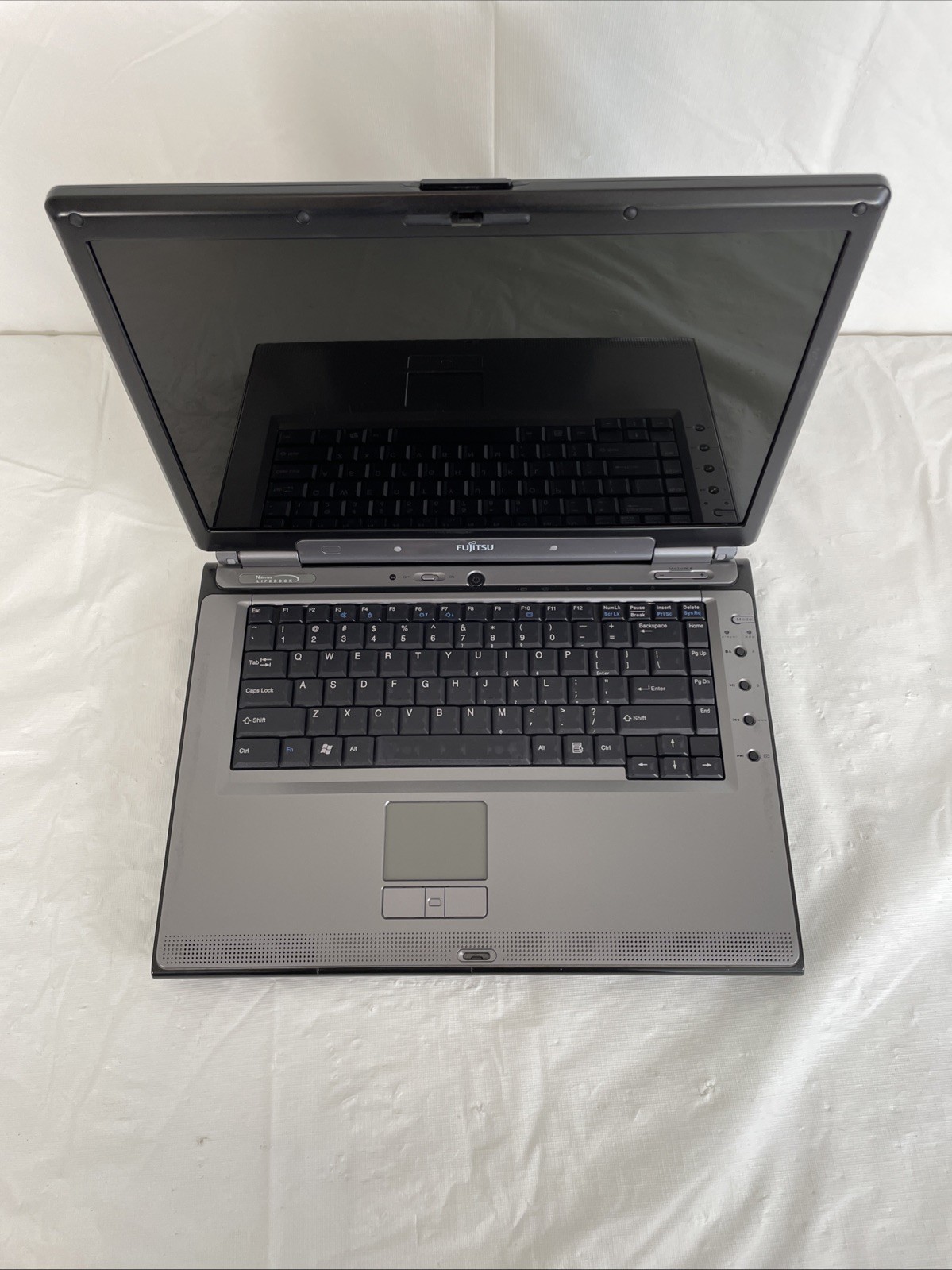 Fujitsu N series 3530 Lifebook T2400 @ 1.83 GHz 2GB RAM No HDD BB – TESTED