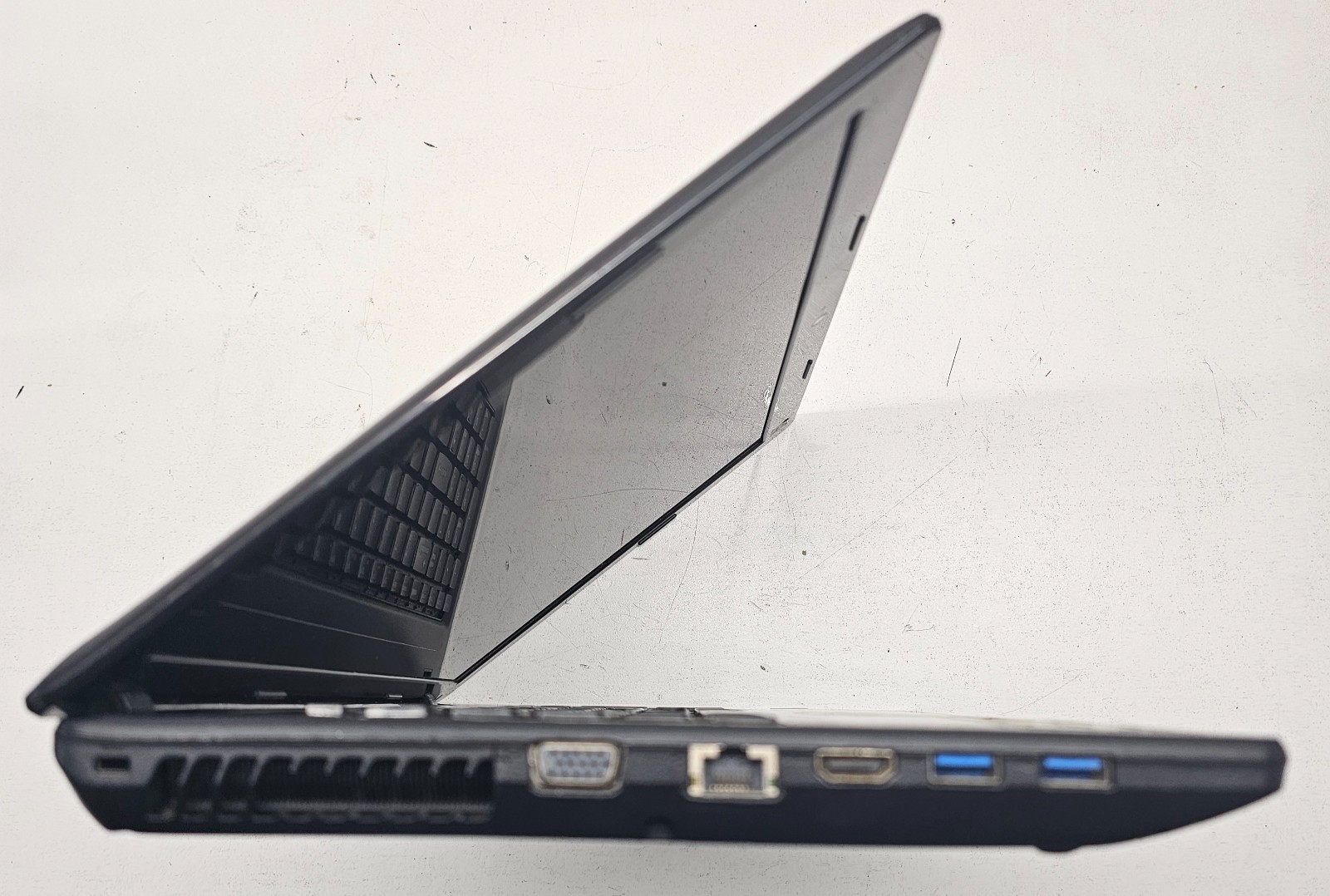 Lenovo G580 15.6″ Laptop Intel Core i5-3230M 4GB Ram NO HD/OS (FL)