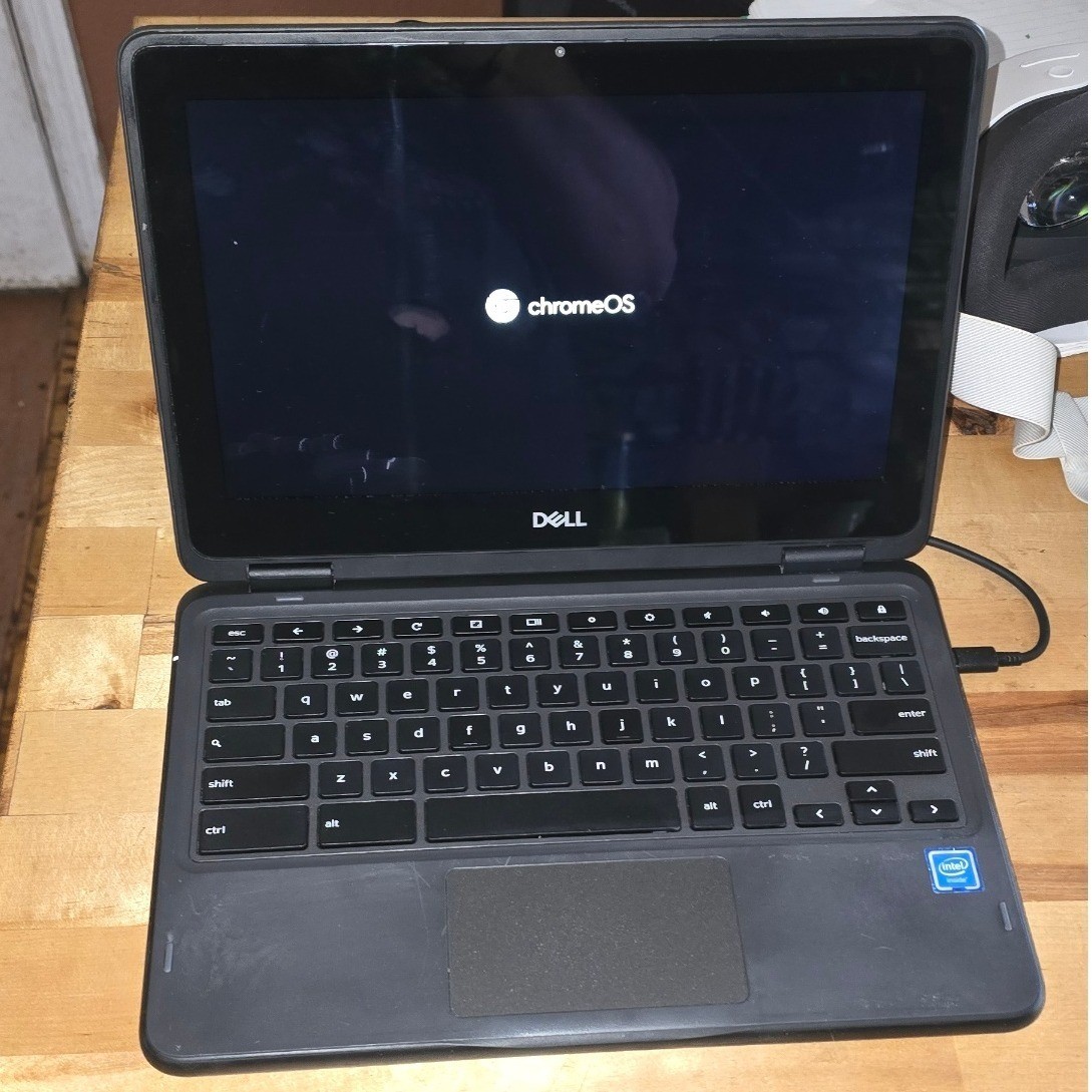 Dell Chromebook 3100 2-in-1 Laptop 11.6″ Touch 4GB RAM 32GB Black 2020 P30T
