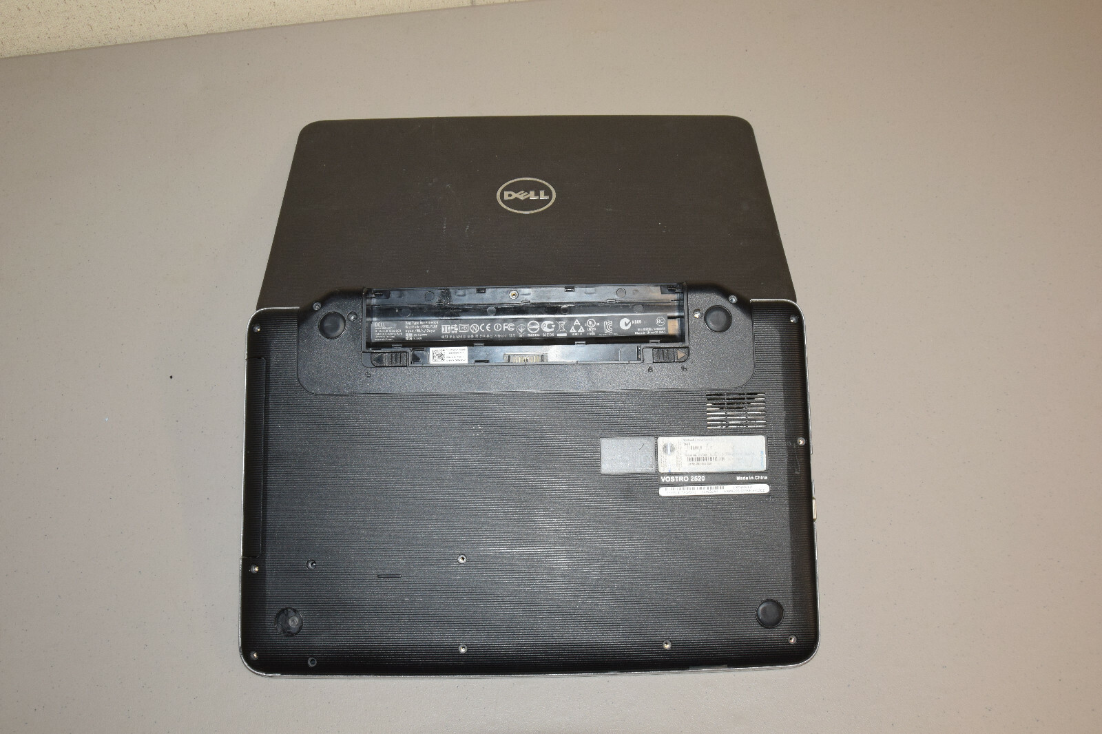 Dead Junk Dell Vostro 2520 15.6″ Laptop Incomplete Parts Repair