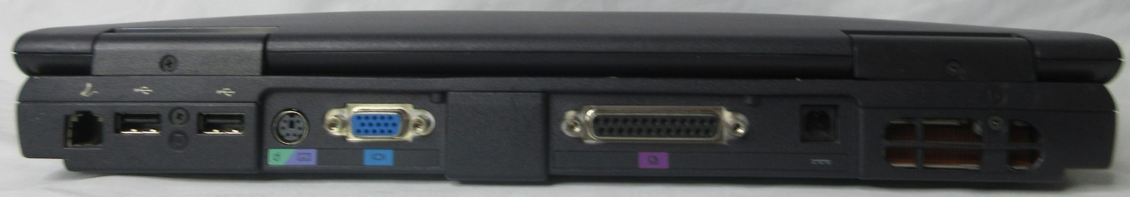 Dell Inspiron 2600 Pentium III-M 256MB RAM 40GB HDD WIN XP Light Testing READ