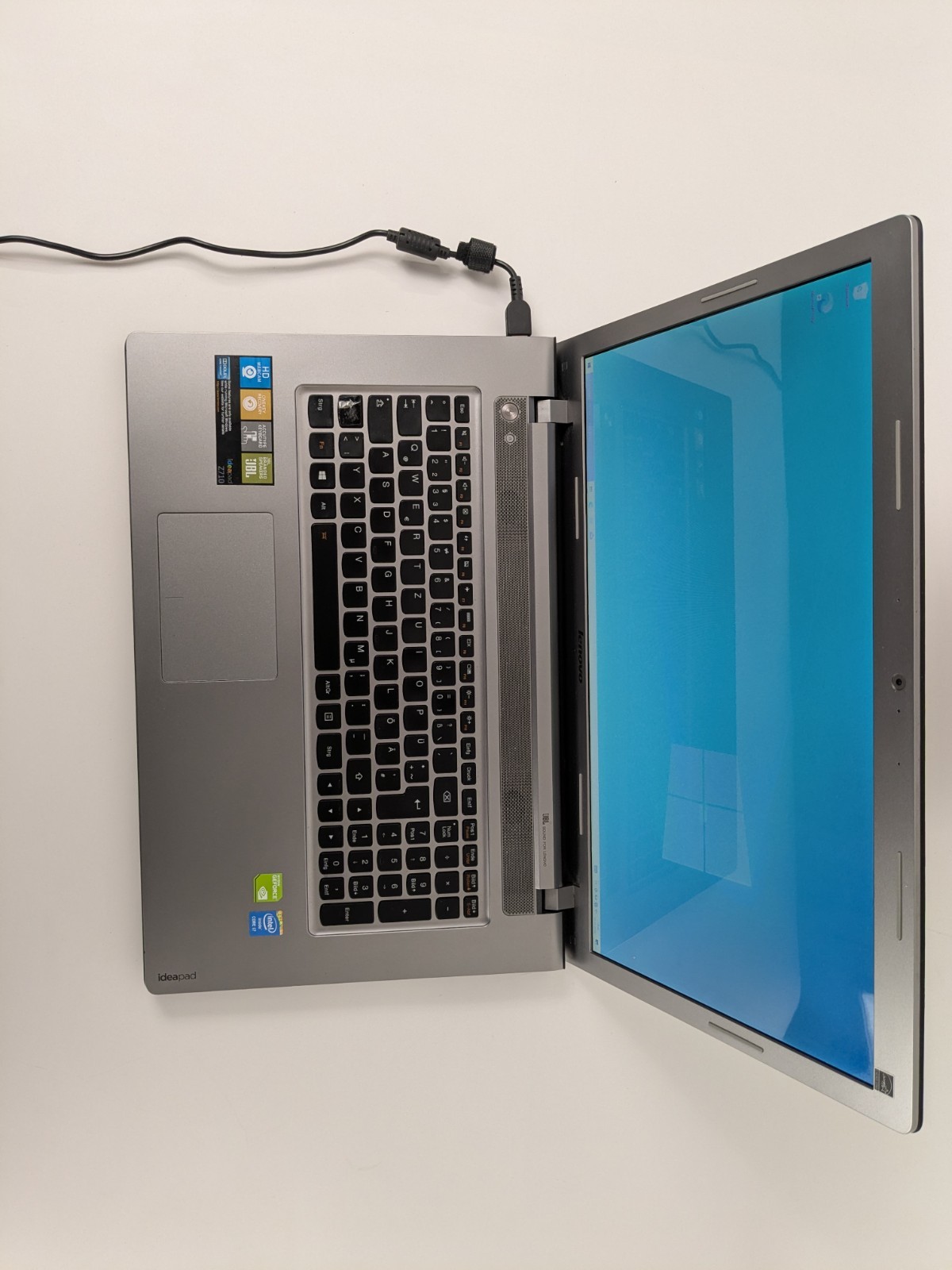 Lenovo IdeaPad Z710 17″ i7-4700MQ 8GB RAM 240GB SSD + NVIDIA GeForce