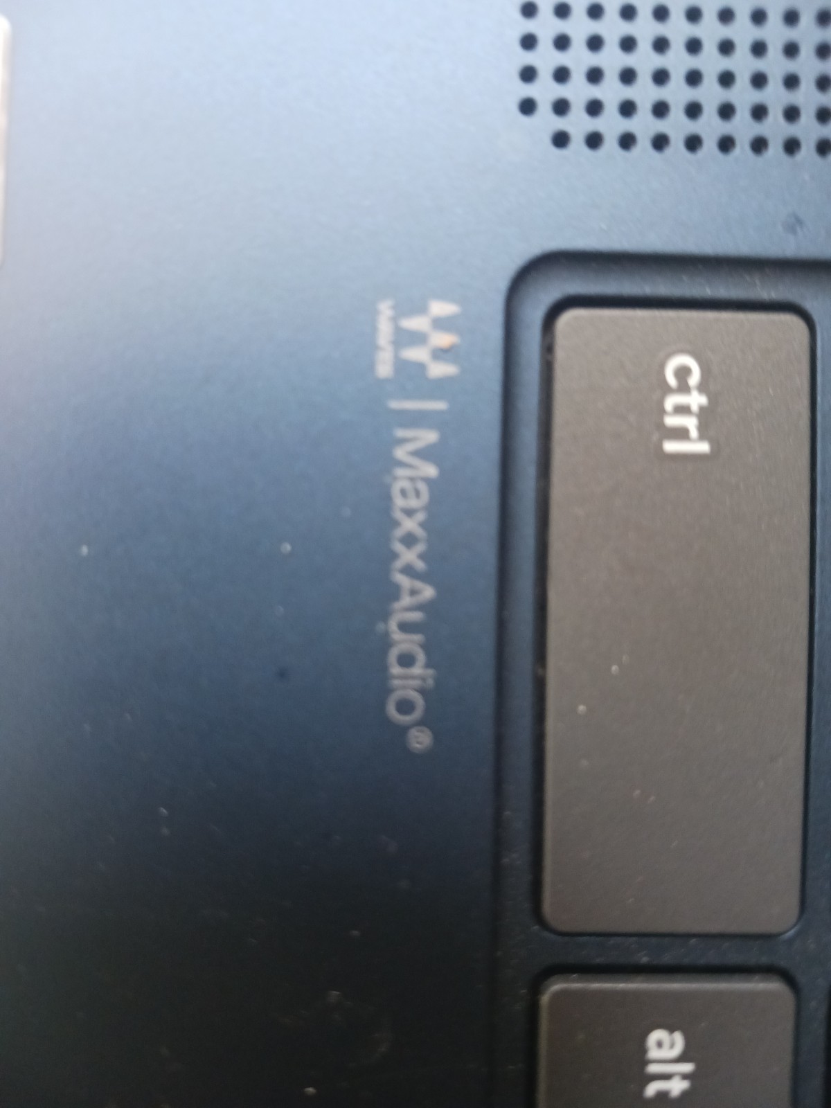Lenovo Slim 3 Chromebook 14″ Laptop