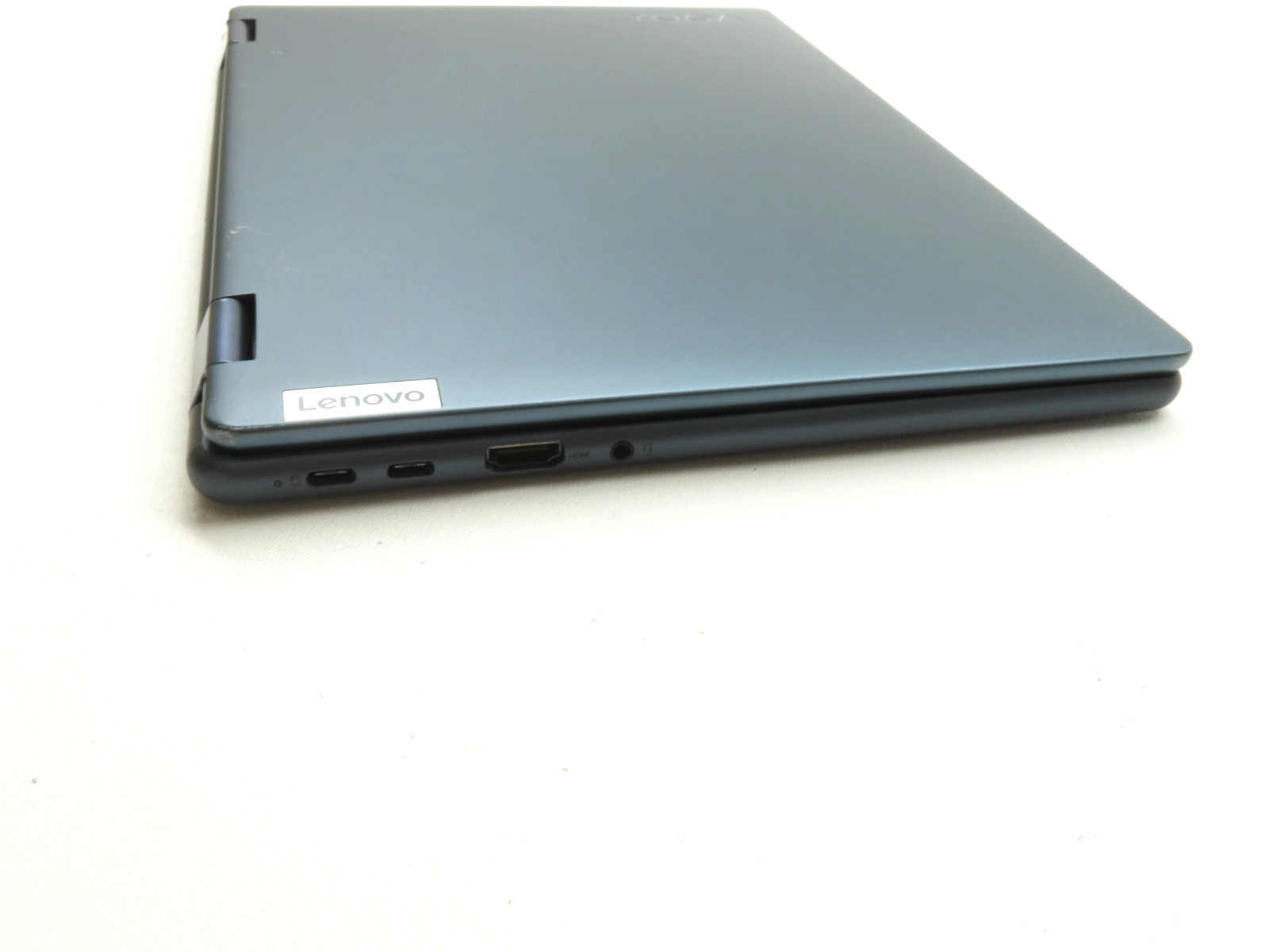 Lenovo Yoga 6 13ABR8 13.3″ Touch AMD Ryzen 7 7730U 2.0GHz 16GB RAM 1TB SSD