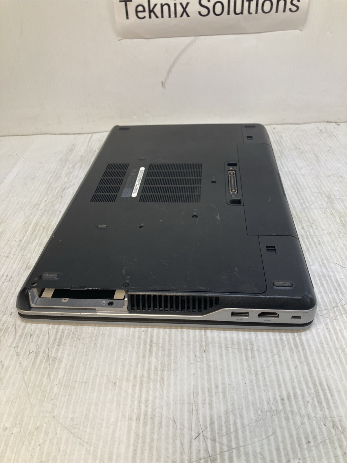DELL PRECISION M2800 INTEL CORE I5-4210M 2.60GHZ no RAM NO HD Boot to BIOS