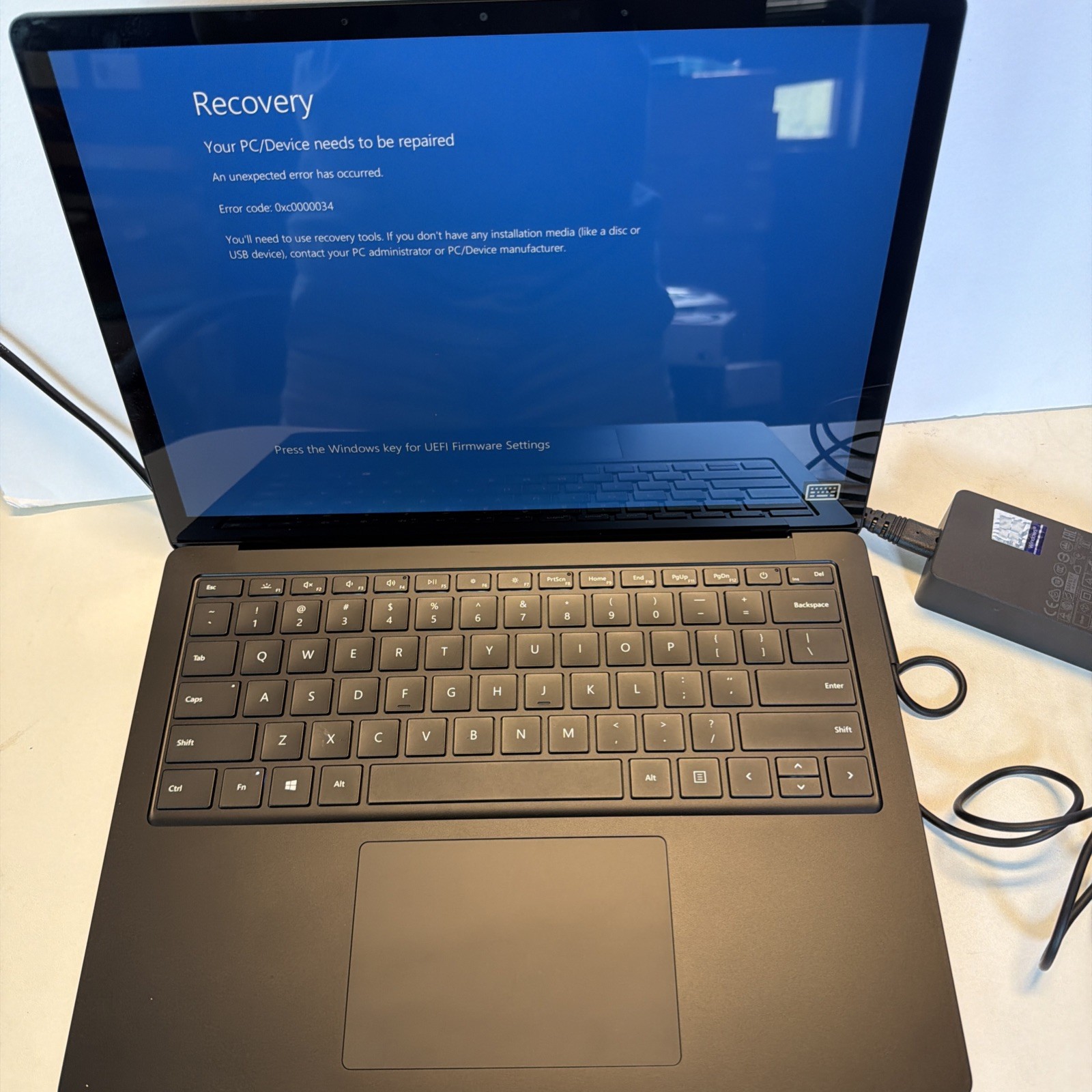 Microsoft Surface Laptop 3 13.5″ (256GB SSD, Intel Core i5 10th Gen., 8G GoRam