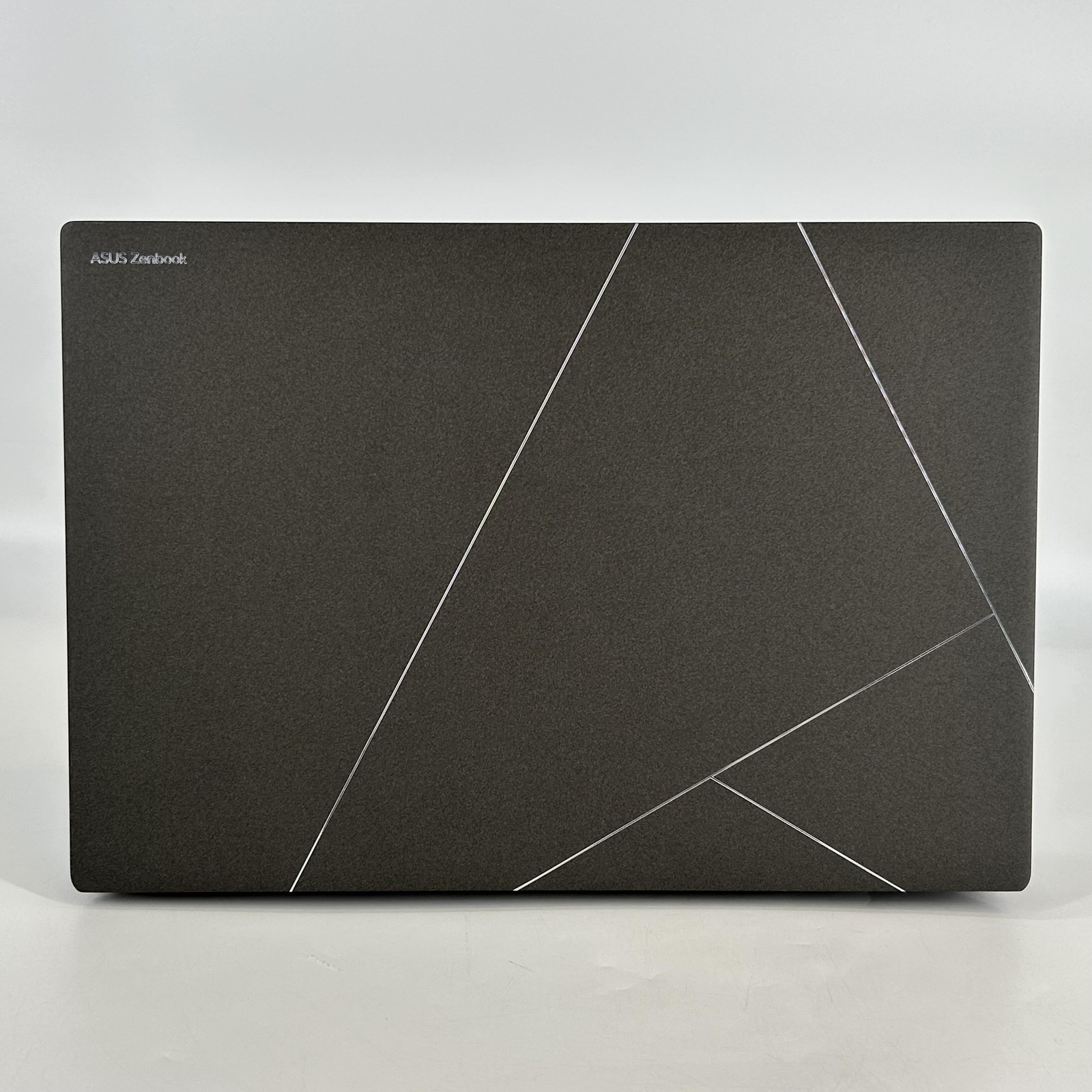 Asus Zenbook S 14 120Hz QHD+ TOUCH 2.2 GHz Ultra 7 258V 32GB 1TB SSD Excellent