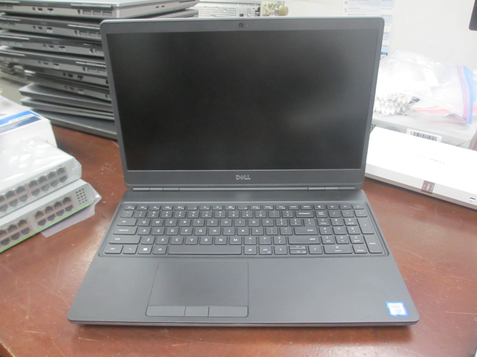 Dell Precision 7550 Xeon W-10855M 2.80GHz 32GB 512GB SSD Ubuntu T2000 Laptop +AC