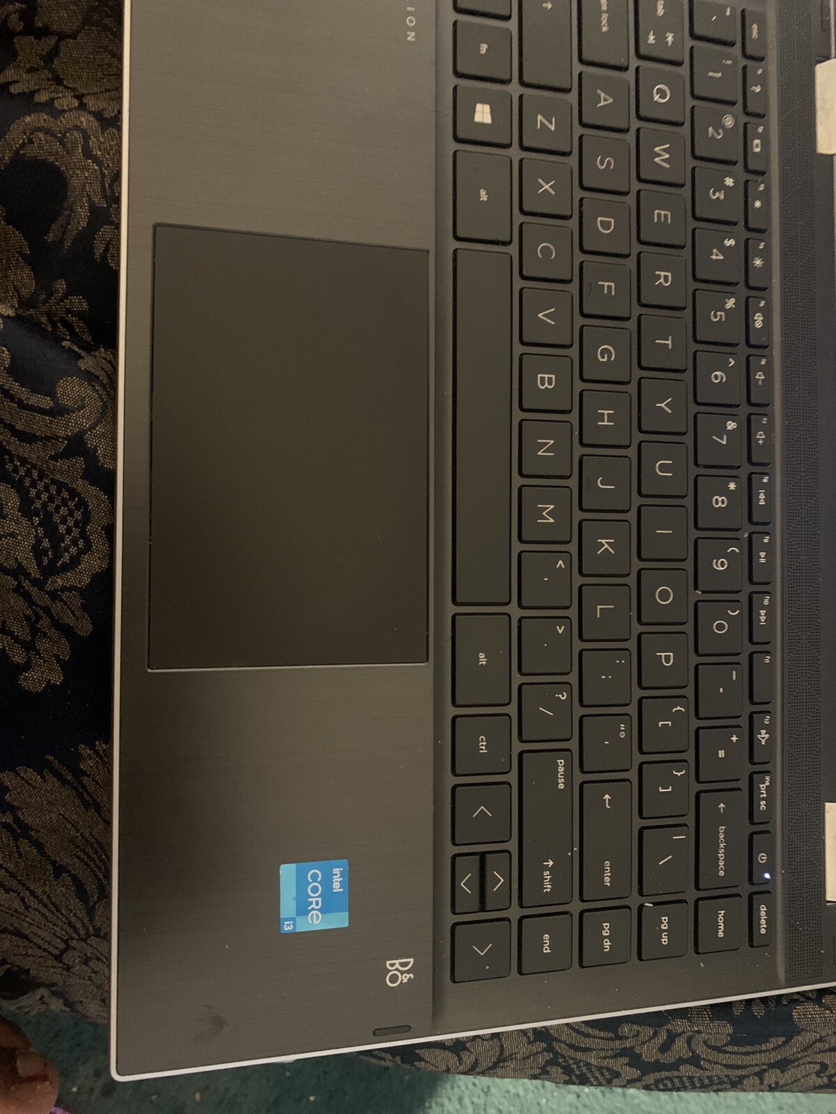 HP Pavilion 15-eg1053cl 15.6” ( 128 SSD, Intel Core i5-1155G7, 2.5GHz