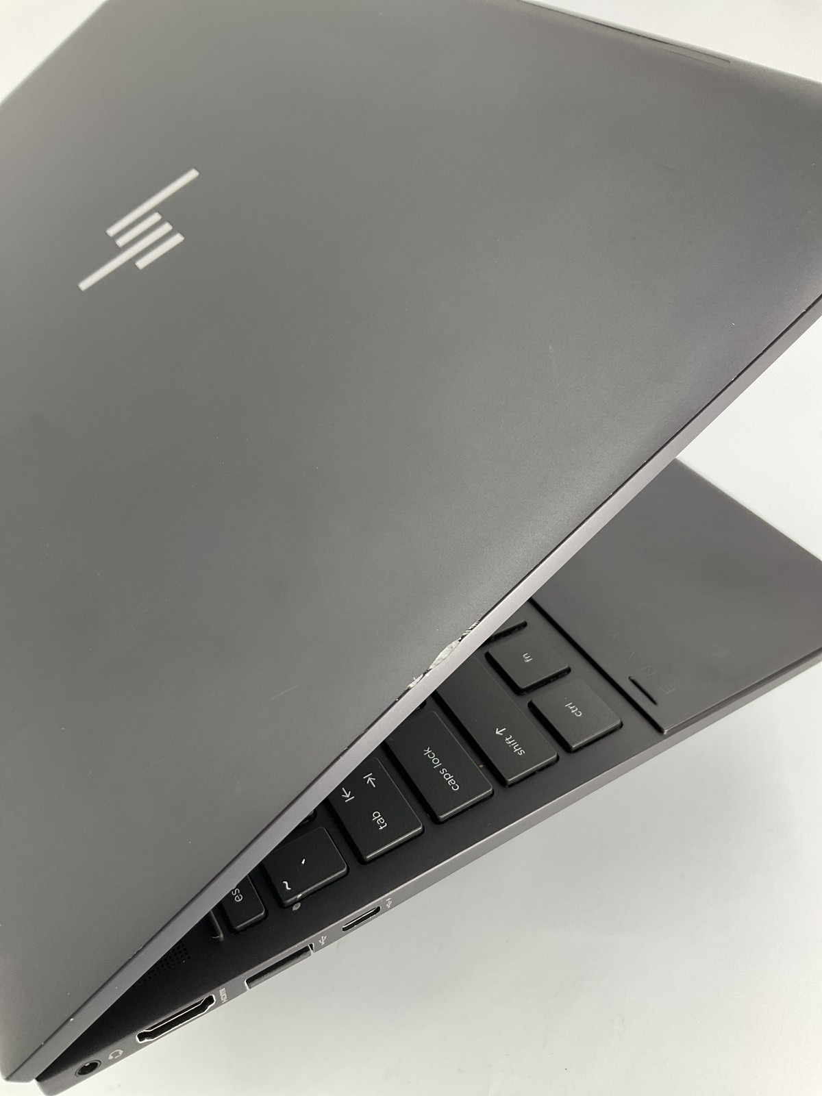 HP Envy X360 Convertible 15M-EE0XXX 15.6″ AMD Ryzen 5 4500U 256GB 16GB Win11 Pro