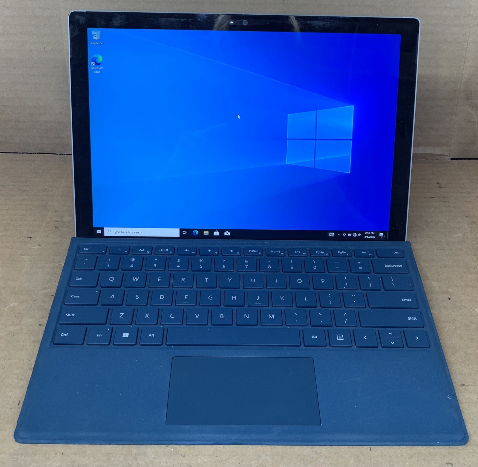 Microsoft Surface Pro 4 1724 Intel Core i5-6300U 8GB DDR4 RAM 256GB SSD *READ*