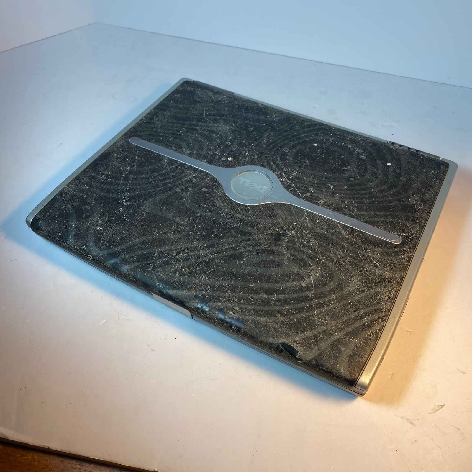 Dell Latitude D600 PP05L Laptop for Parts or Repair UNTESTED