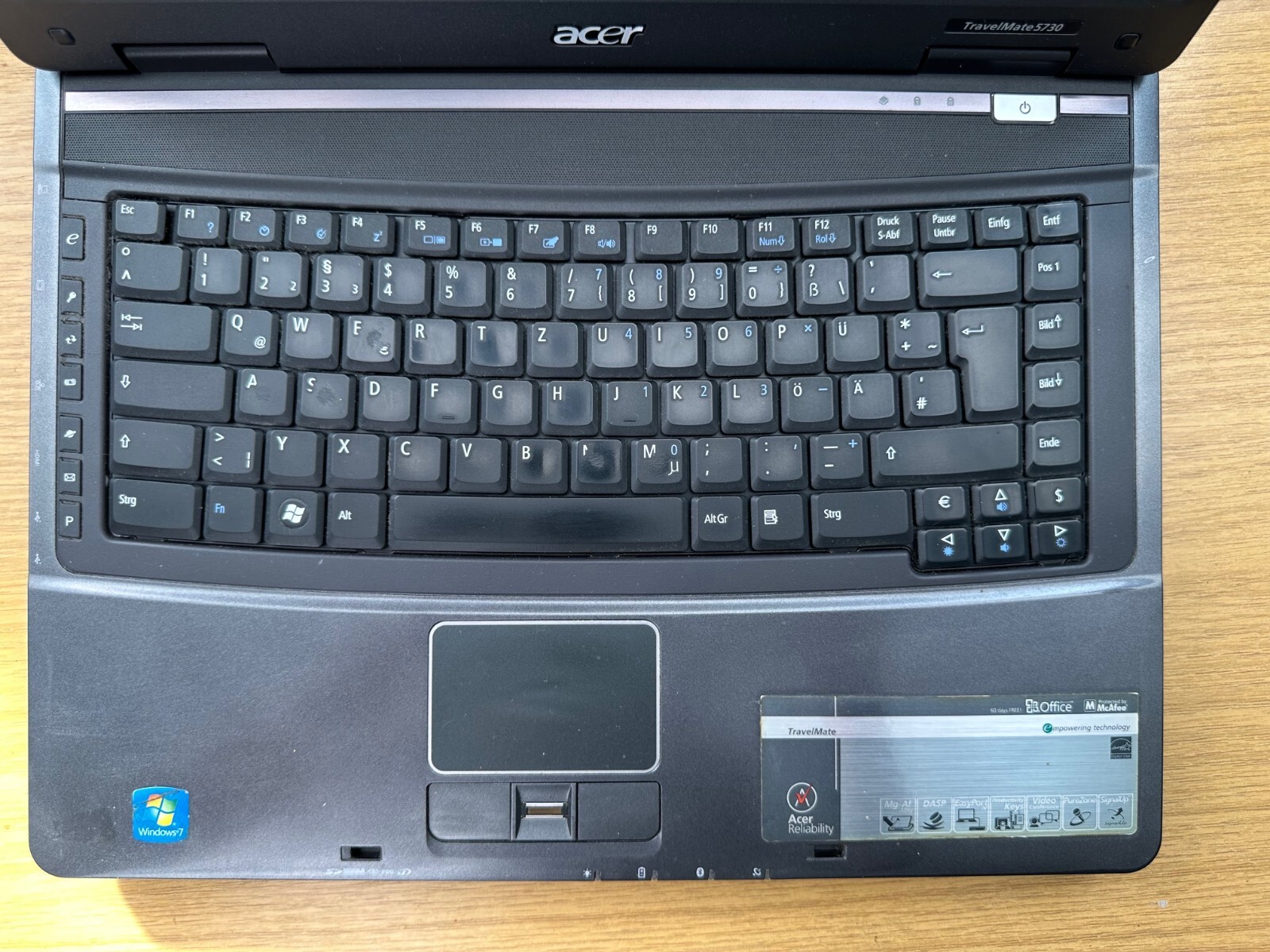 Acer Travelmate 5730 – M52231 Intel Core Duo P8700 2.53GHz 4GB RAM No HDD