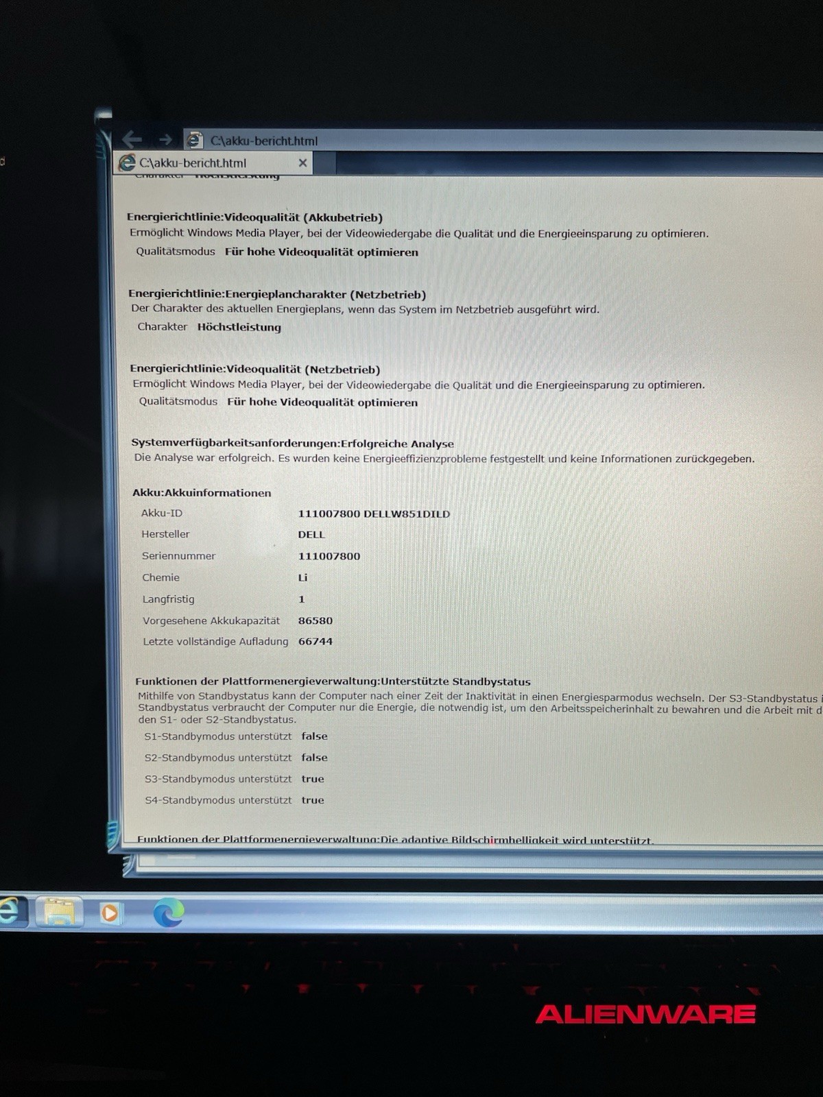 Alienware M17x R2 Nebula Red | 219h Runtime | 1200p | 77% Battery Health | MINT