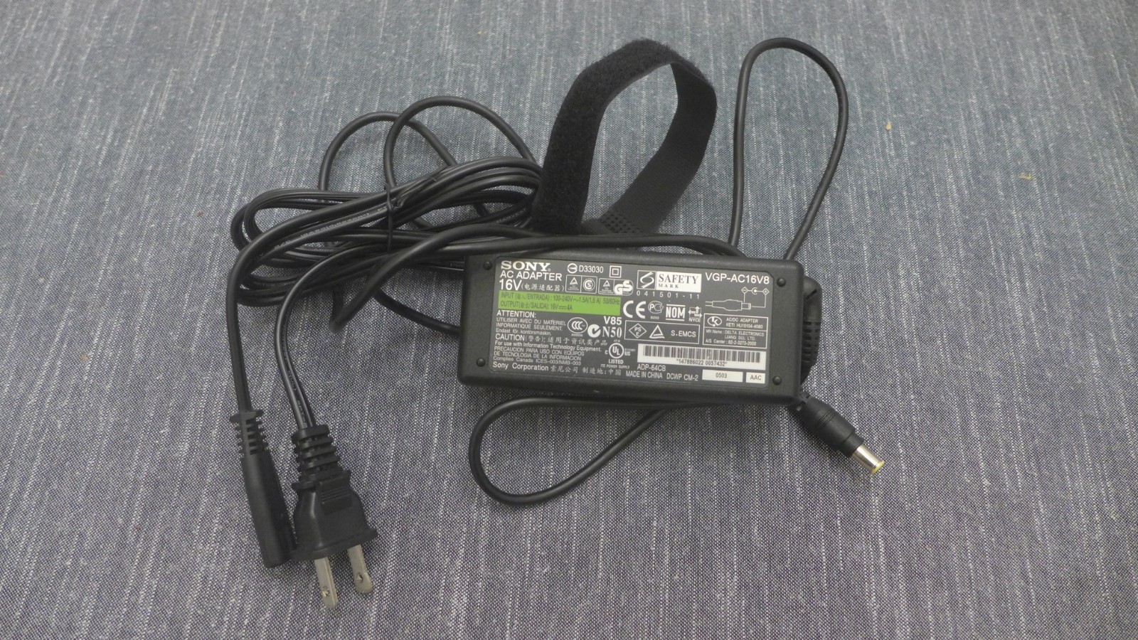 Sony Vaio VGN UX90S Micro PC UMPC – Black, Japan model, Full Accessory Bundle
