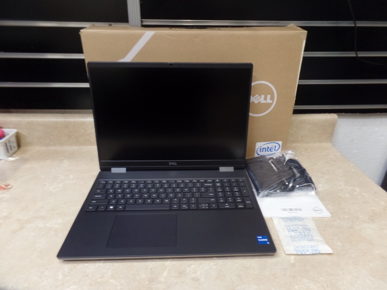Dell Precision 7680 i5-13600HX 16GB 256GB SSD FHD+ 1920×1200 CMRA W11P WTY 2028