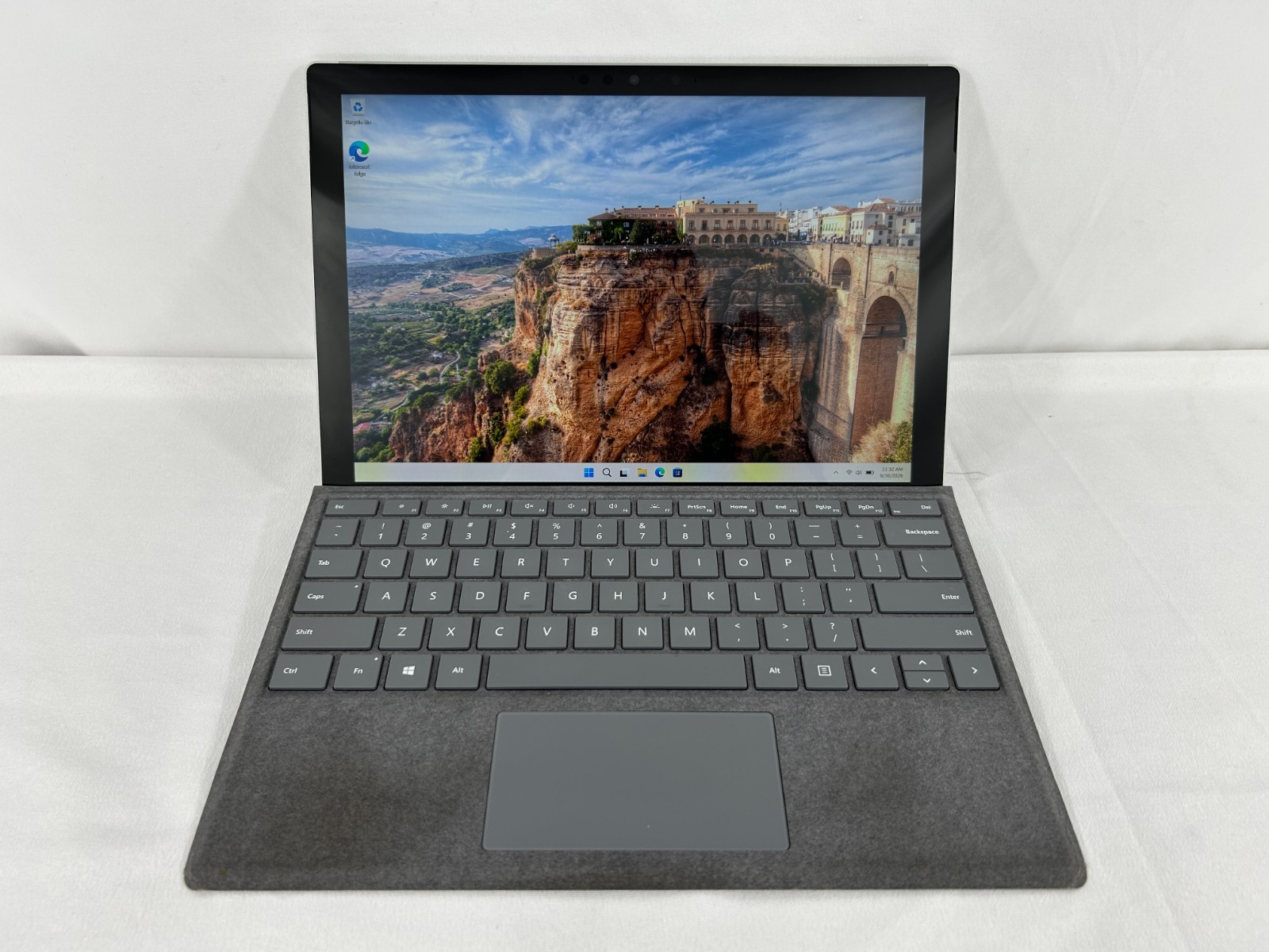 Microsoft Surface Pro 7 12.3″| i7-1065G7 | 16GB RAM | 512GB NVMe | W11Pro