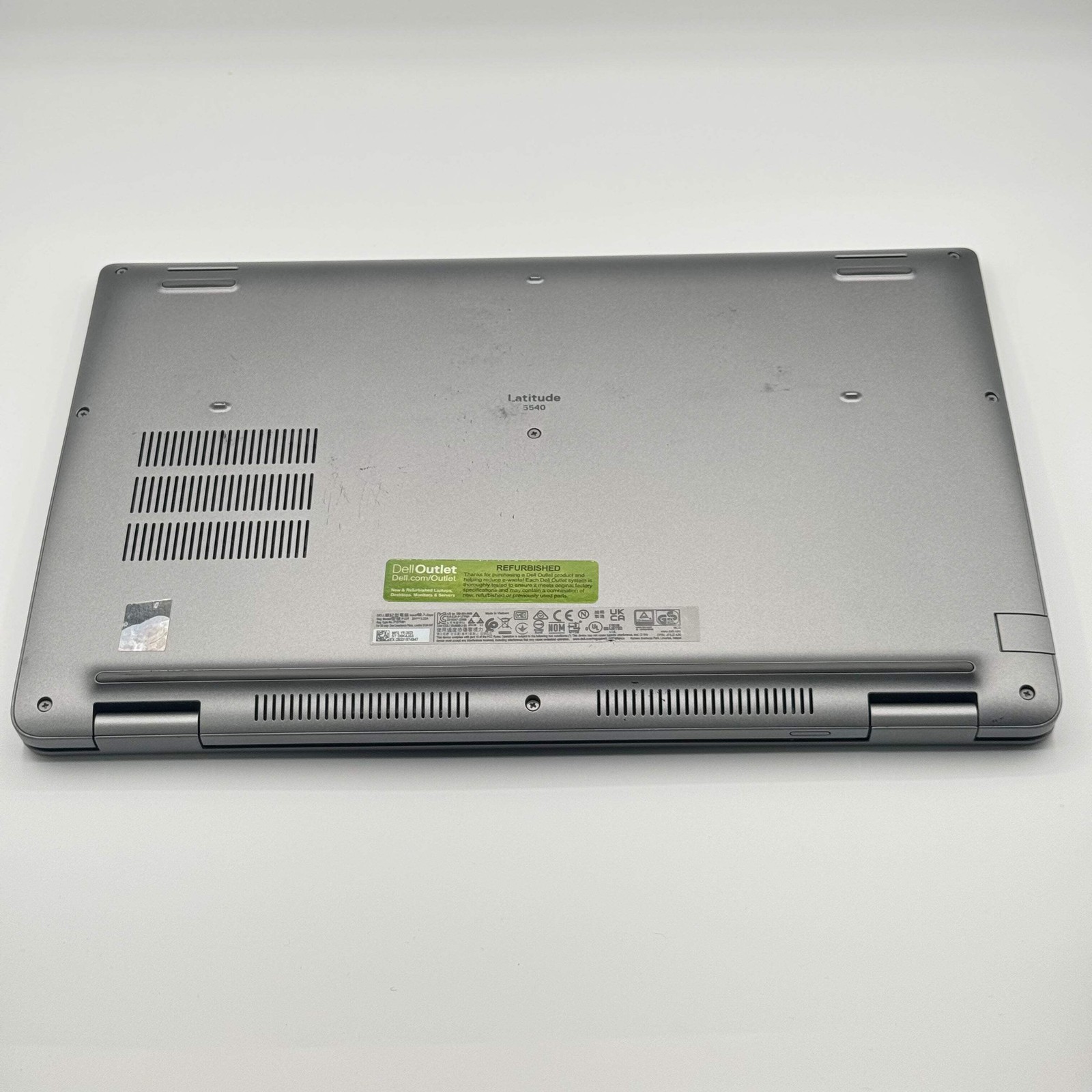 Dell Latitude 5540 14-inch i7 13th Gen 16GB 500GB Laptop Silver