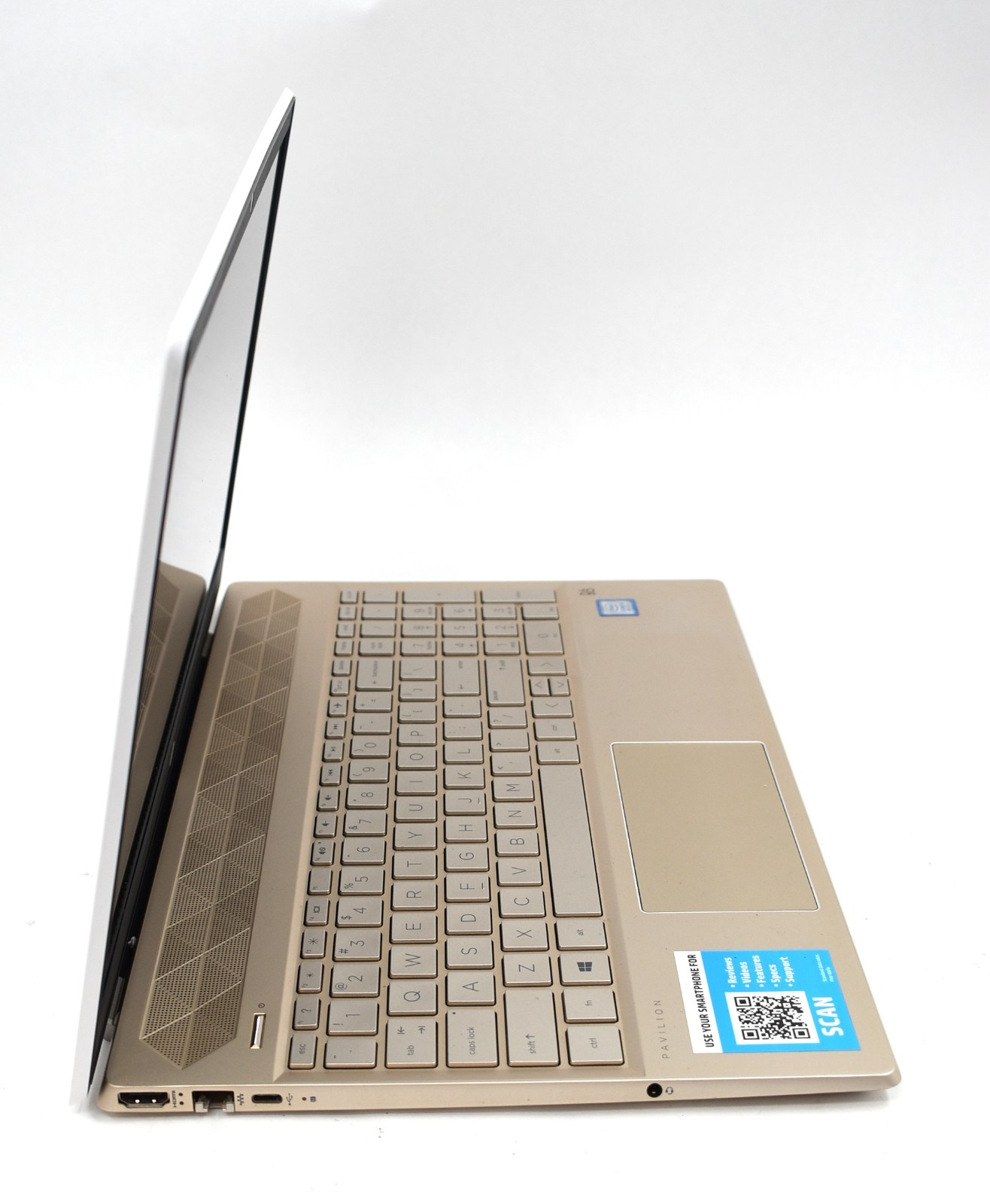 HP Pavilion 15-CS0069NR Laptop 15.6″ i5-8250U 1.6GHz 8GB Ram 1TB HDD Win11H