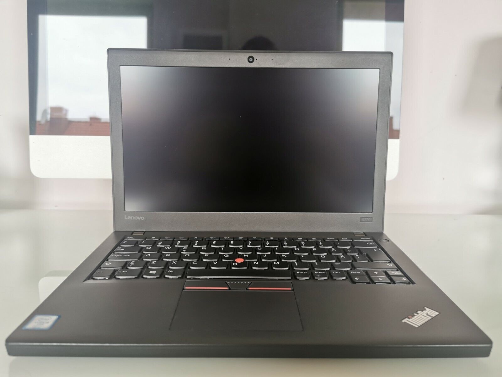 Laptop Lenovo ThinkPad X270 I5-6300U 2.40Ghz HD SSD Webcam USB-C Win10