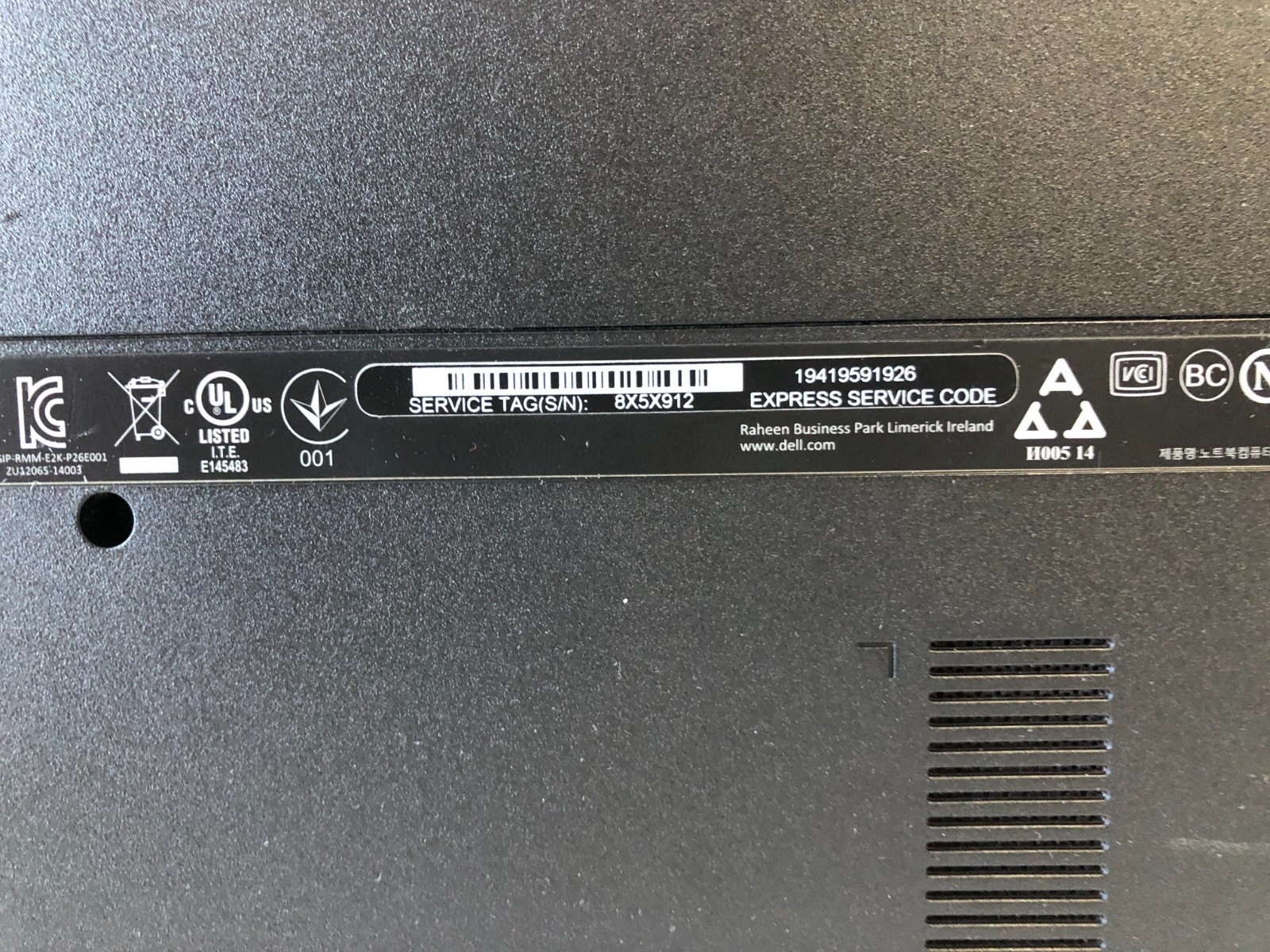 Dell Inspiron 5748 laptop 17.3 ” i5-4210U, 8GB, No Hard Drive