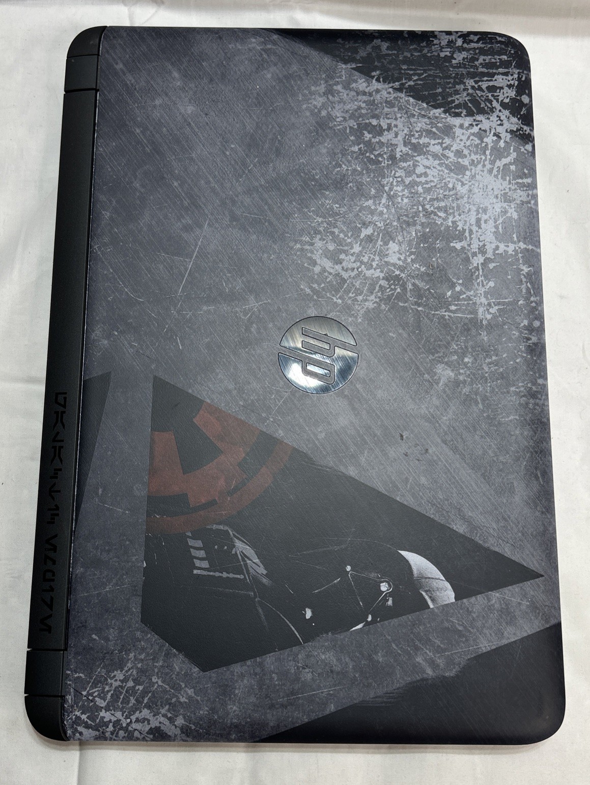 HP Star Wars Special Edition Notebook 15-an050nr 15.6″/i5-6200U/6GB RAM/1TB