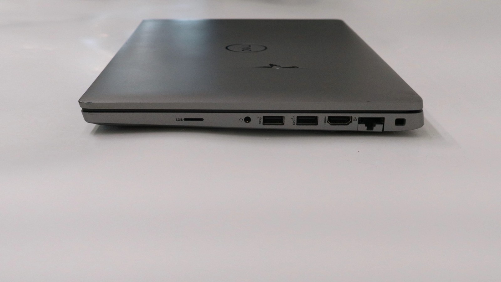 Dell Latitude 5430 14″ i7-1255u 16GB 512GB – Fair