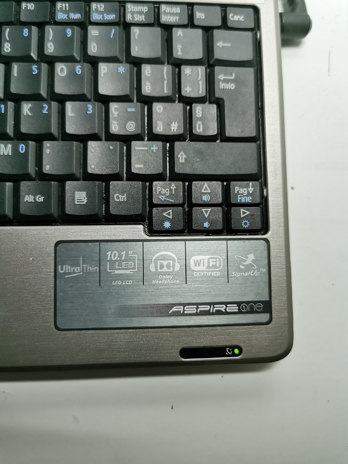 MINI PC Acer Aspire One Series KAV 60 Diplay Rotto