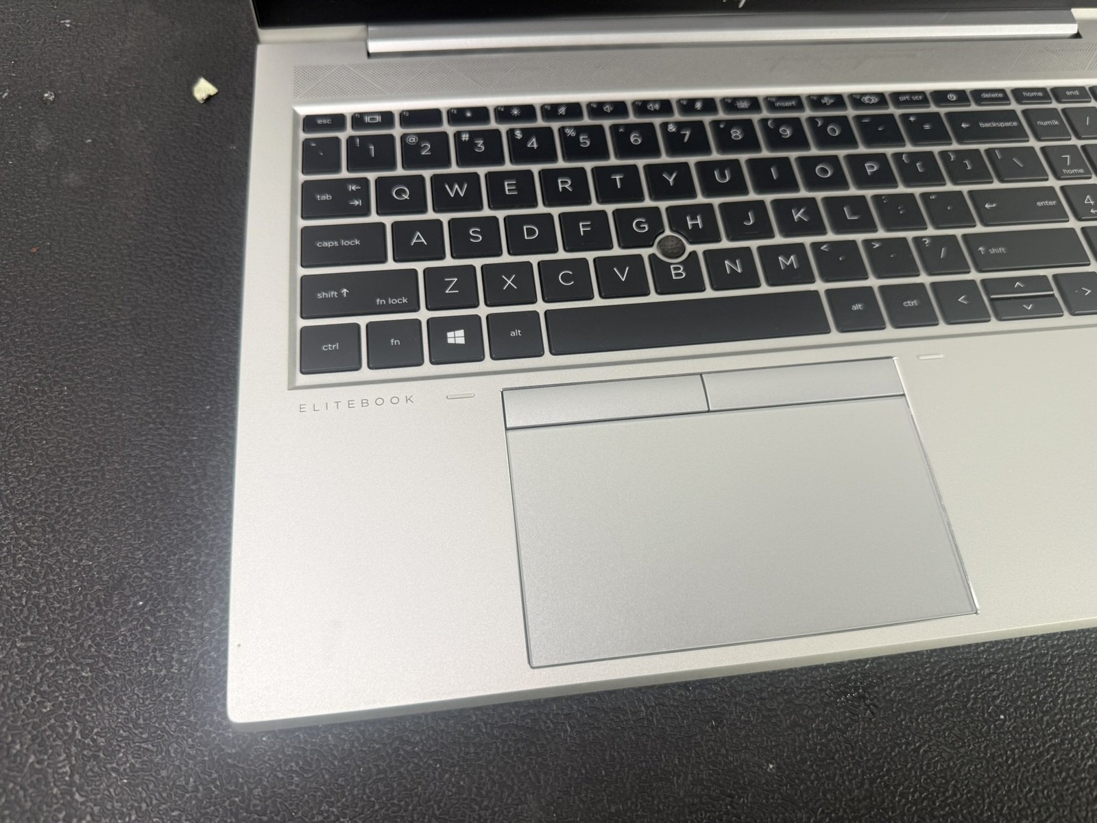HP EliteBook 850 G8 15.6″ i5-1135G7 2.4GHz 16GB DDR4 256GB M.2 Laptop – READ
