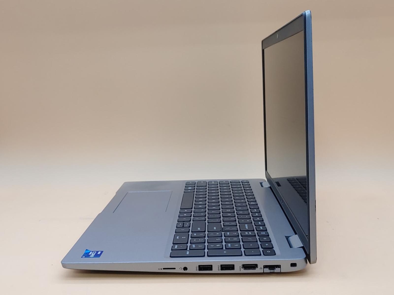 Dell Precision 3560 15.6″ i7-1185G7 NVIDIA T500 *NO SSD/NO RAM/NO AC* ***READ**