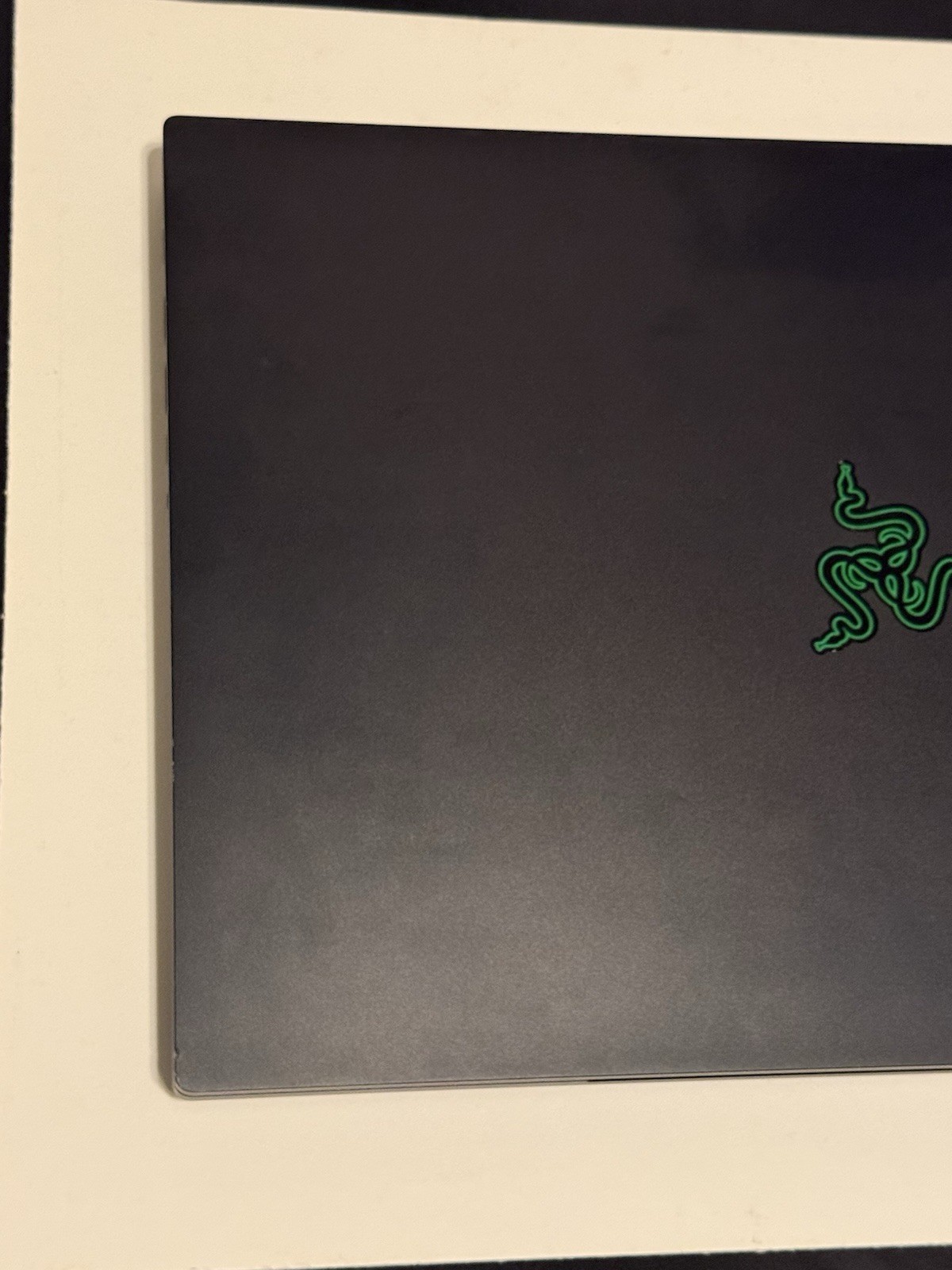 Razer Blade 16 OLED i9-14900HX, 32GB/2TB, RTX 4080, QHD+ 240Hz Gaming Laptop