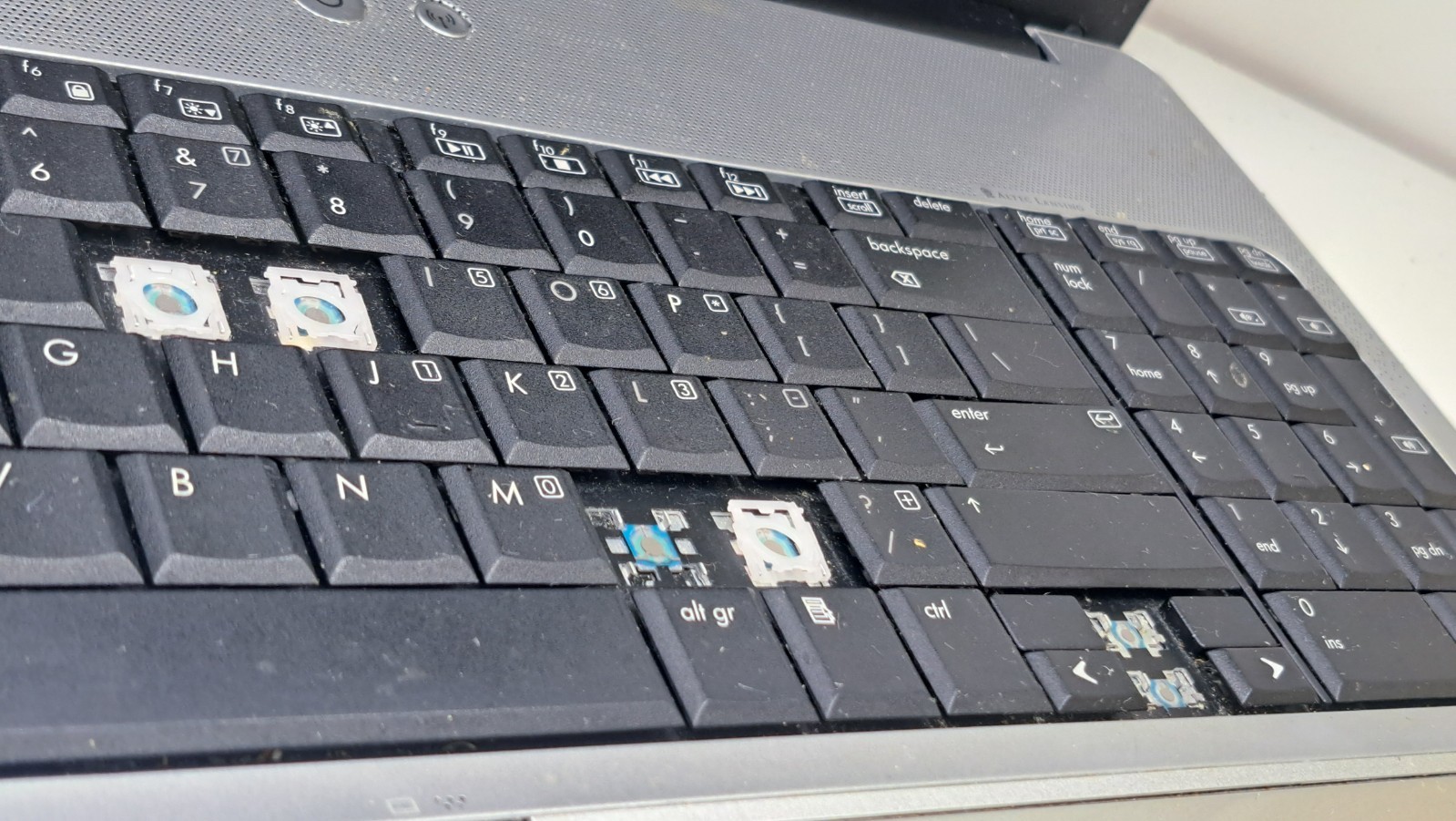 HP G70-460US 17.0″ Laptop Intel Core 2 Duo Notebook No Battery For Parts/Repair