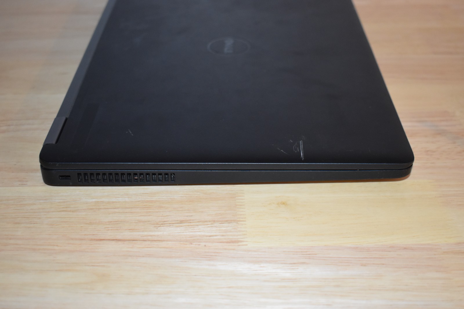 Dell Latitude E7470 Intel Core i7-6600U 2.6GHz 4GB RAM 128GB SSD Windows 10 Pro