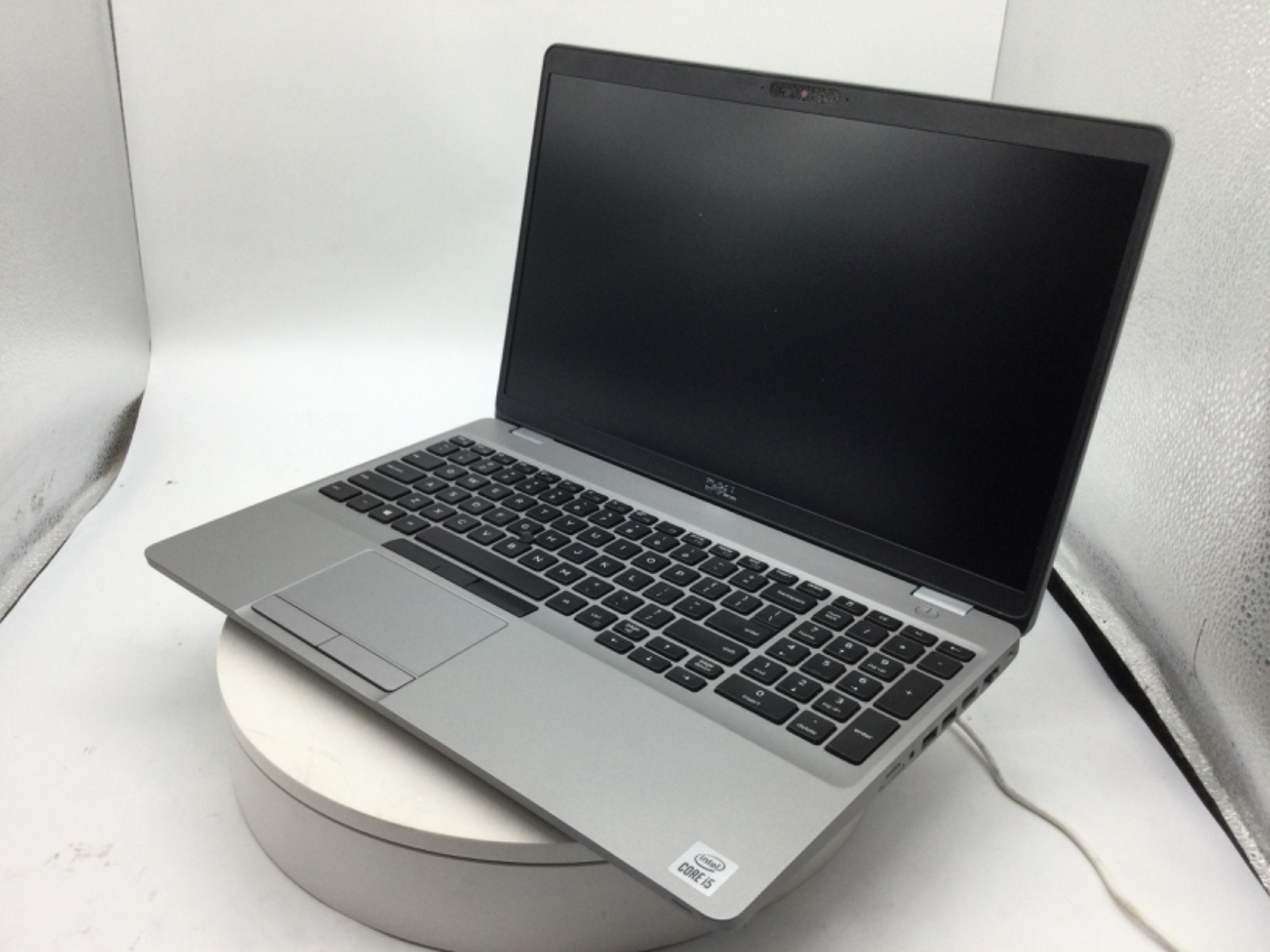 Dell Latitude 5510 15.6″ Laptop 16GB RAM 256GB SSD Windows 11 Pro Used READ