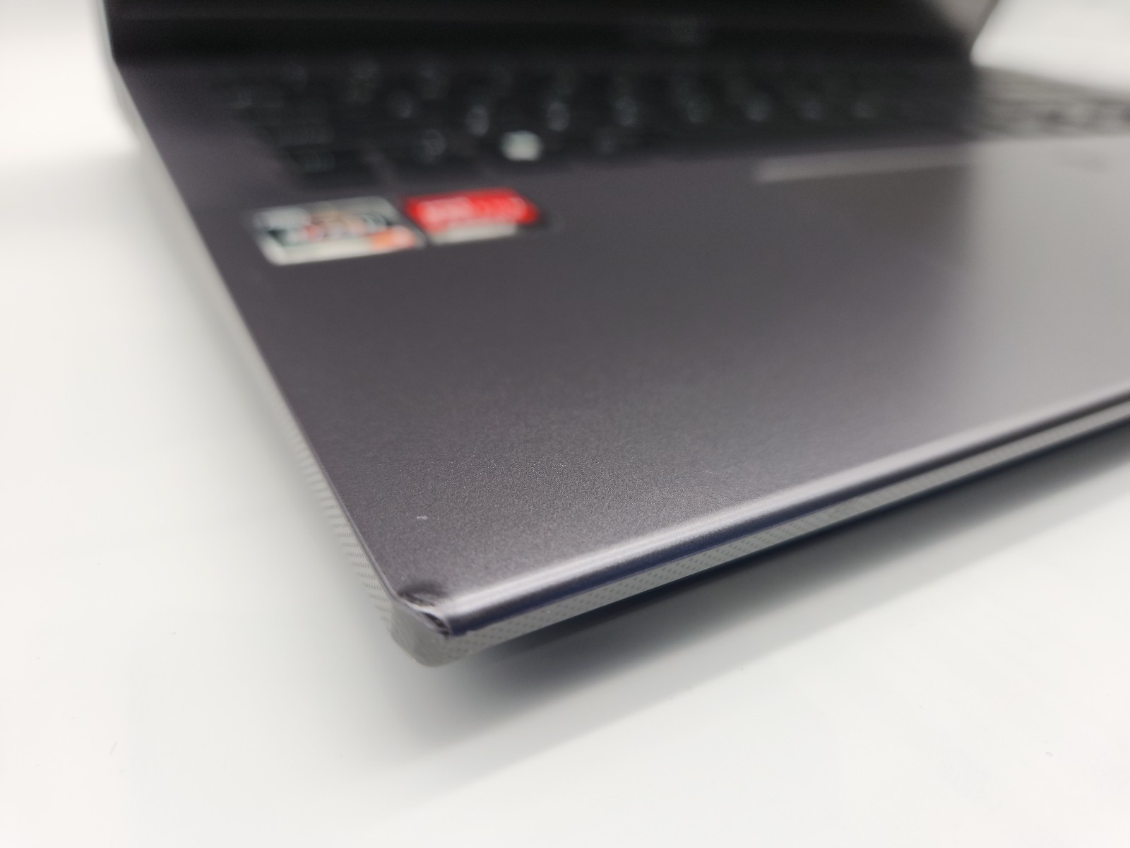ASUS VivoBook 15.6″ FHD, AMD Ryzen 3 3250U, 4GB DDR4 RAM, 128G SSD, Slate Gray,