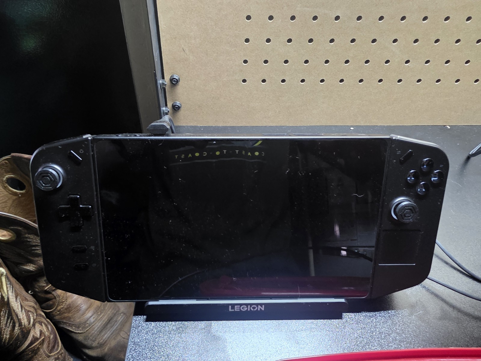 Lenovo Legion Go 512GB Handheld Console System 8APU1 8.8″ QHD