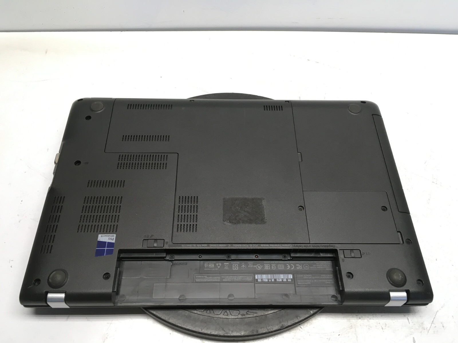 Lenovo ThinkPad E550 Intel i3-4005U 1.7GHz 4 GB NO HDD