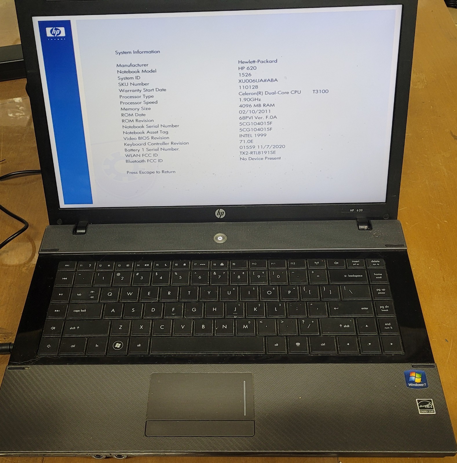 HP 620 Laptop 4 GB RAM Intel Celeron T3100 CPU 1.90 GHz w/ Charger