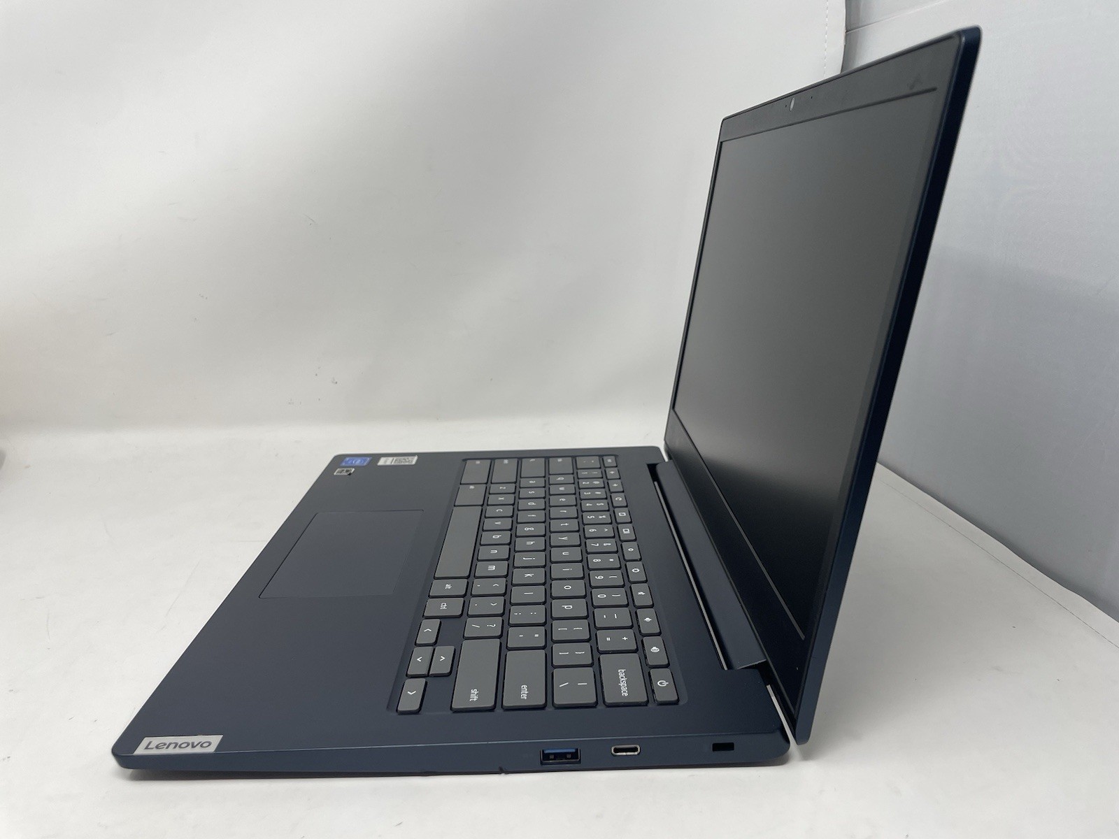 Broken Lenovo IdeaPad 3 CB 14IGL05 14″ Chromebook Intel N Blue Wi-Fi Webcam