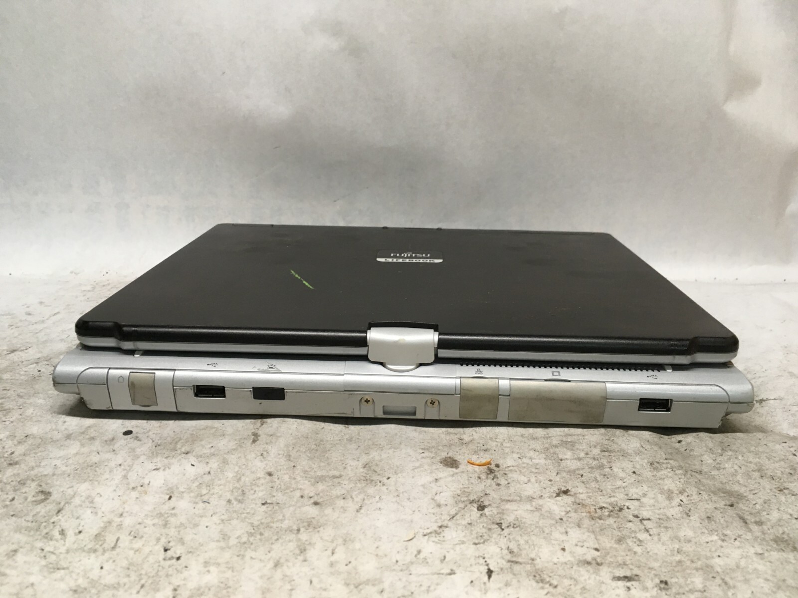 Fujitsu Lifebook T4220 [AS IS] Intel Duo Core T7300 @ 2 GHz