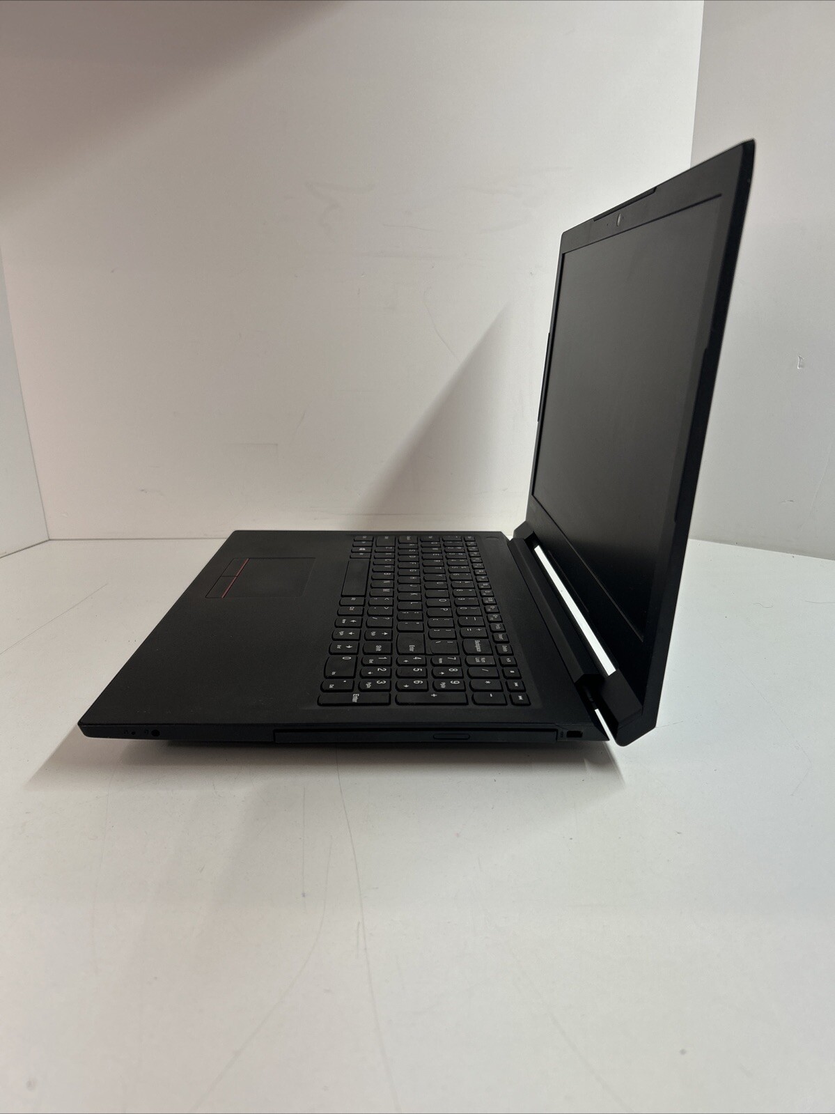 Lenovo V110-15ISK Laptop 15.6″ i3-6100U 12GB RAM 256GB SSD Win 11 Pro Needs 🔋