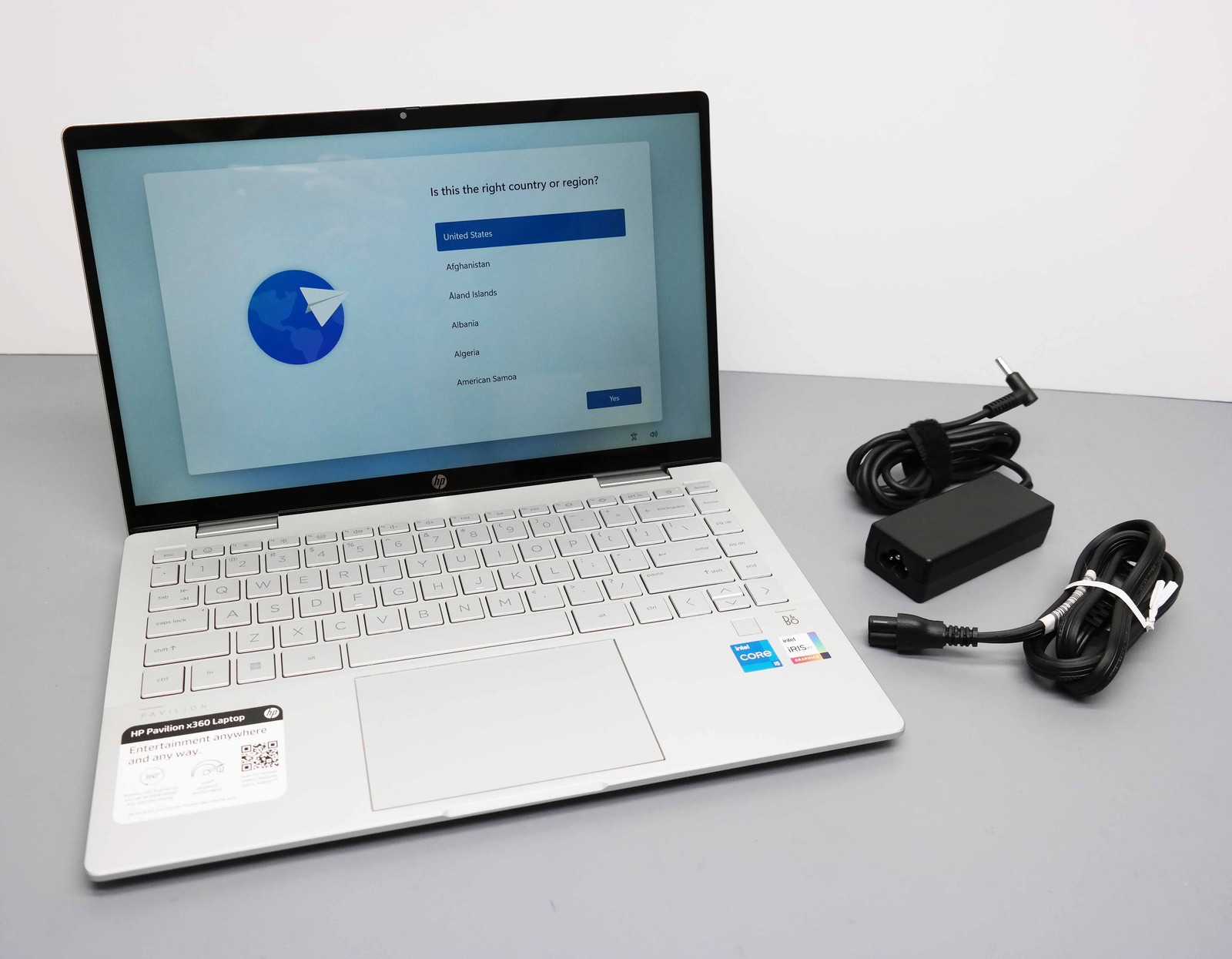 HP Pavilion x360 14-ek0033dx 14″ Core i5-1235U 8GB 512GB SSD