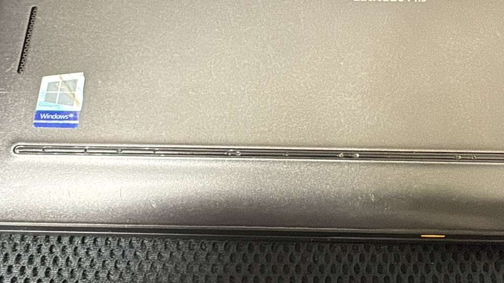 Dell Latitude 7410 14″FHD Laptop,i7-10610U-16GB RAM,512GB M2,Win 11 Pro .