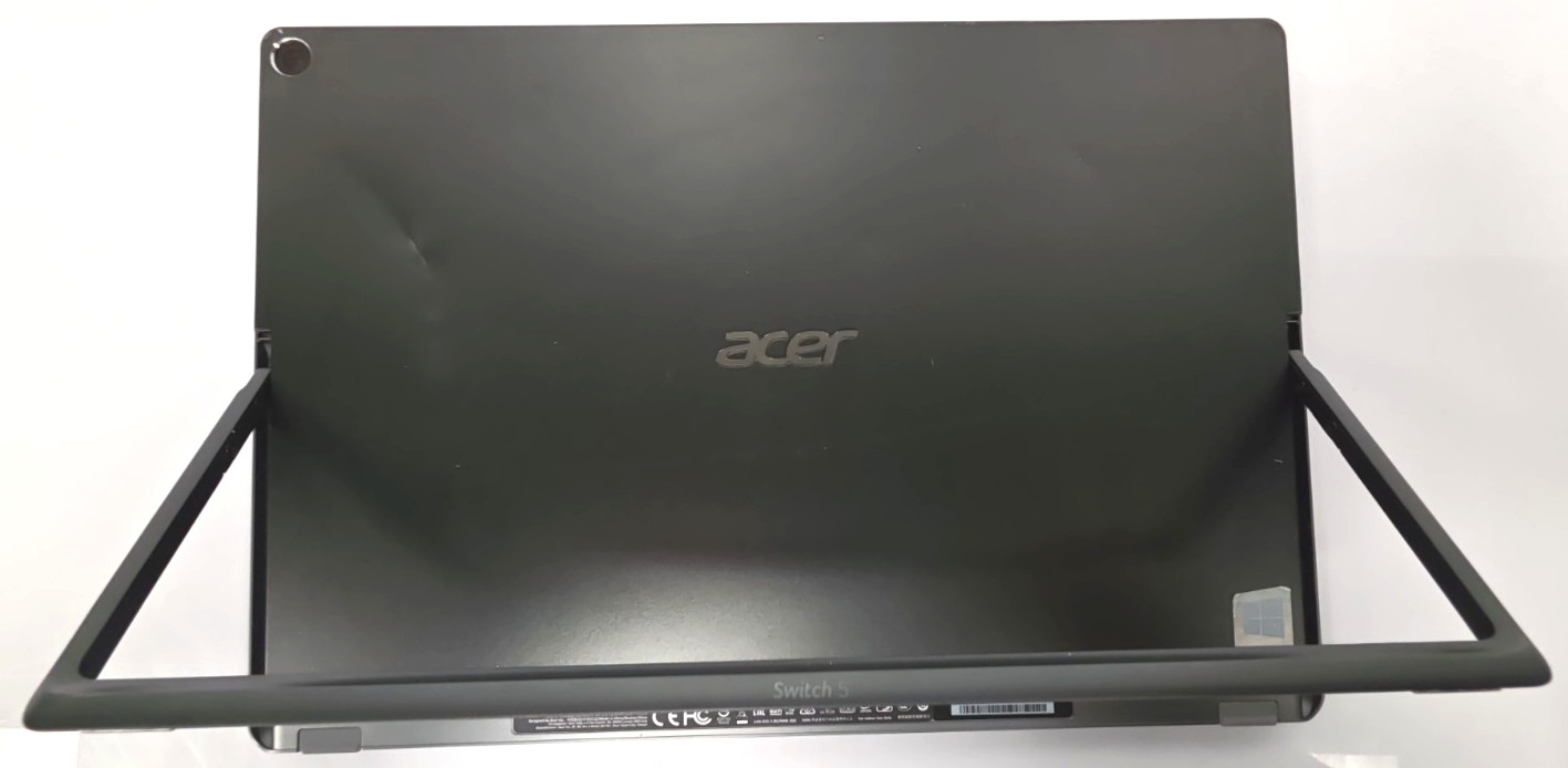 Acer Switch 5| Intel Core i3-7130U| 4GB RAM| 128GB SSD| Win 10 Pro| CS #2