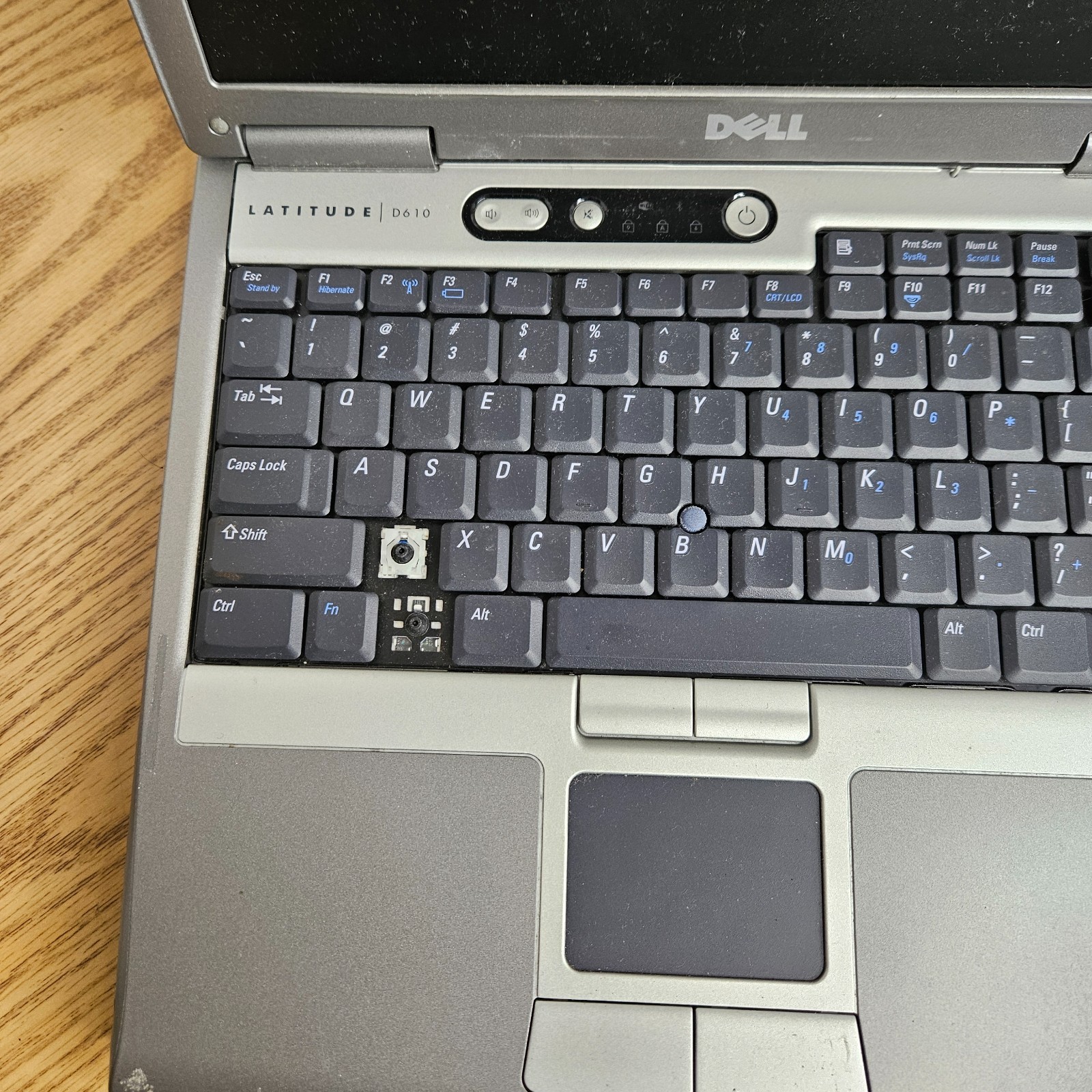 Dell Latitude D610 PP11L Laptop Pentium M 2.13GHz 60GB HDD