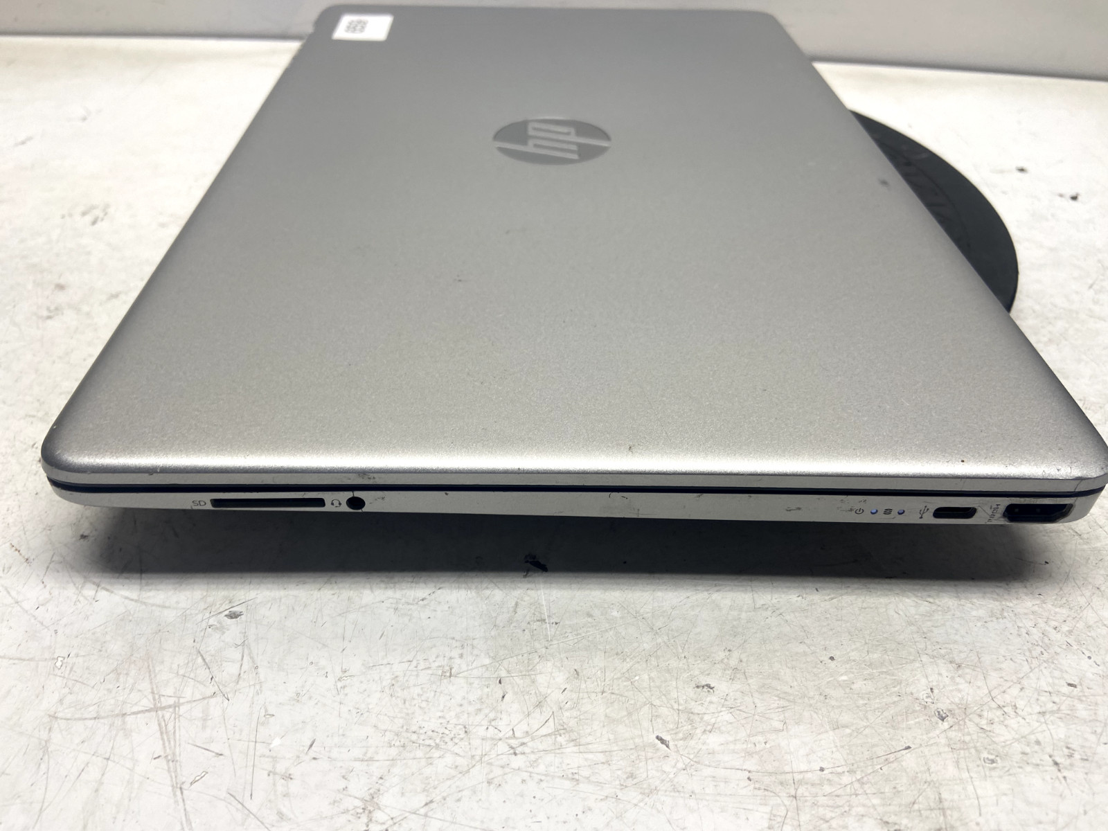 HP 15-DY2035TG Intel Core i3-1125G4 2GHz 8GB 256GB SSD Windows 11 READ